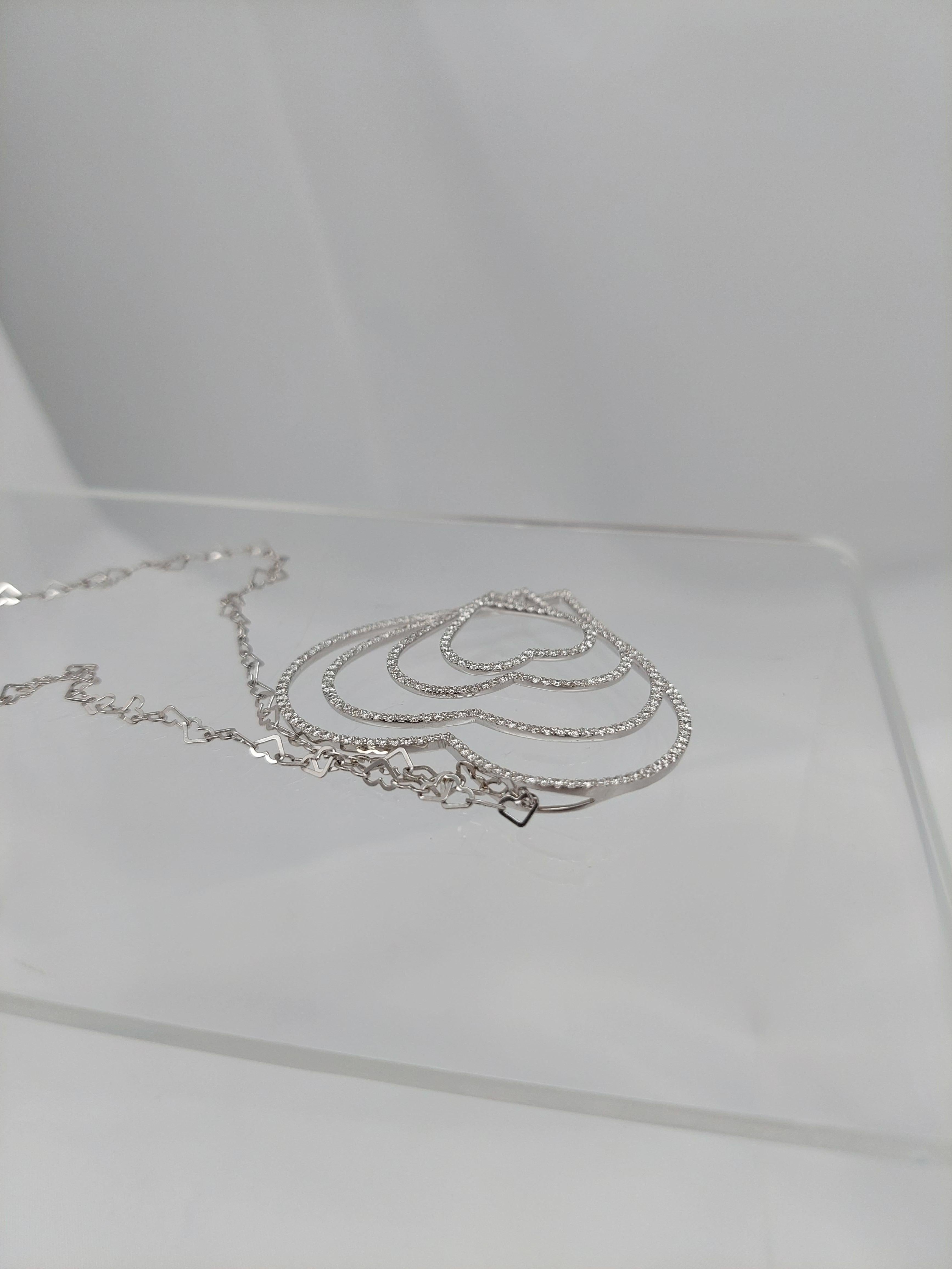 Collana con diamanti a più cuori in vendita 2