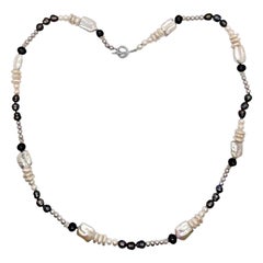 Collar de perlas multicolor en plata de ley