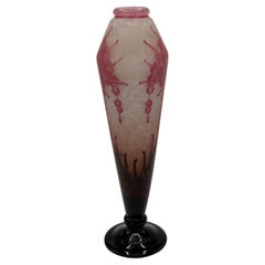 Multi-layered glass vase with floral decoration, signed Le Verre Français