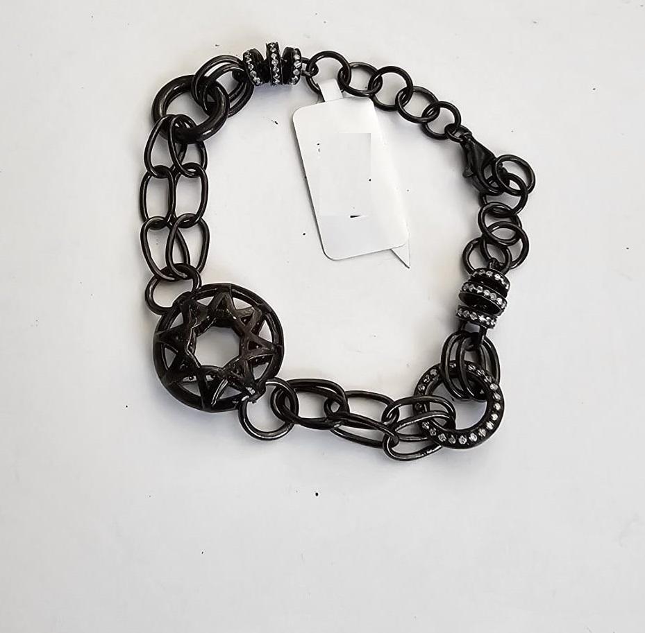 Multi Link Pave Diamond Bracelet In New Condition For Sale In New York, NY