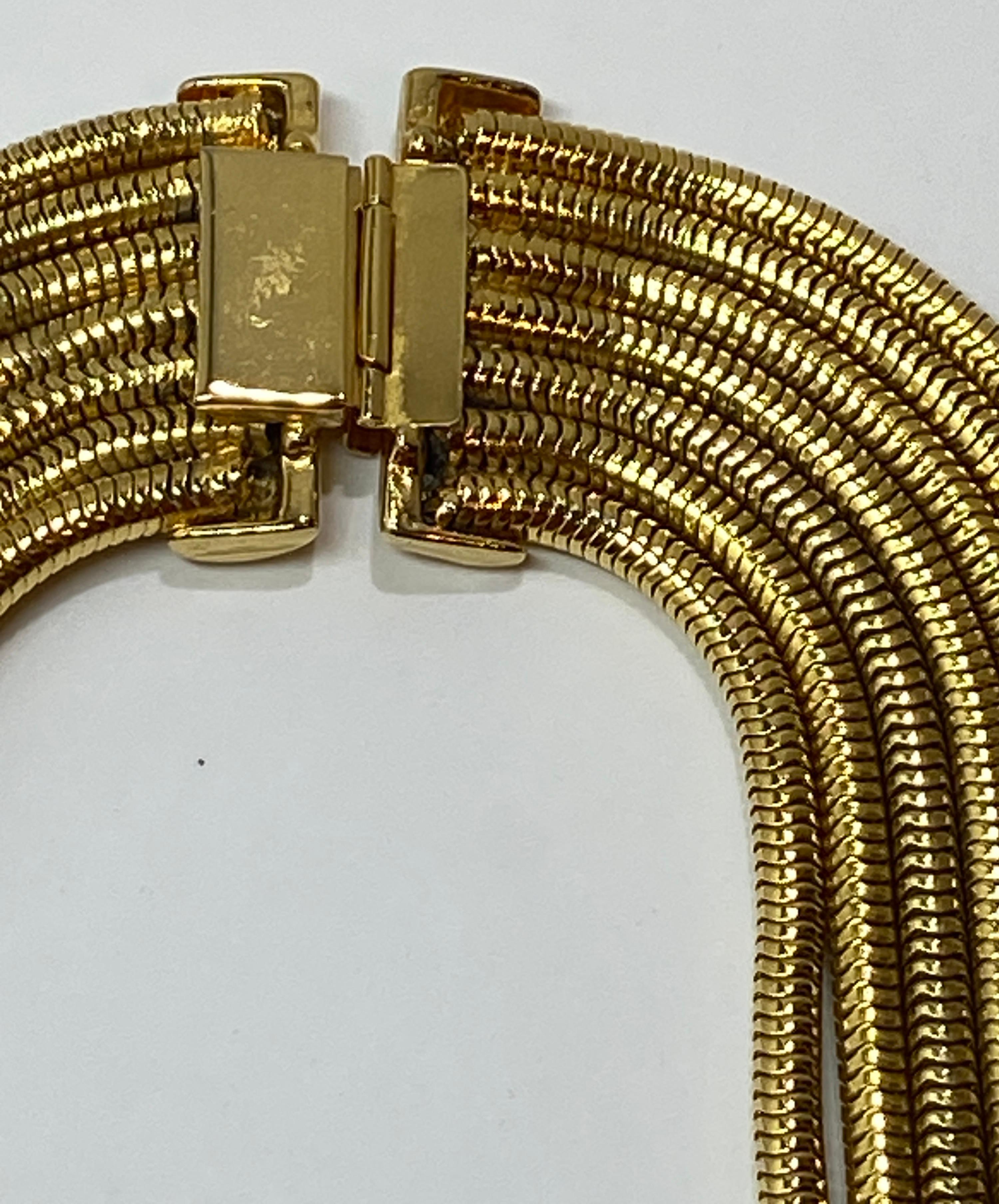 Mehrgliedrige glatte Schlangenglieder-Halskette mit polierten Goldbeschlägen im Angebot 5