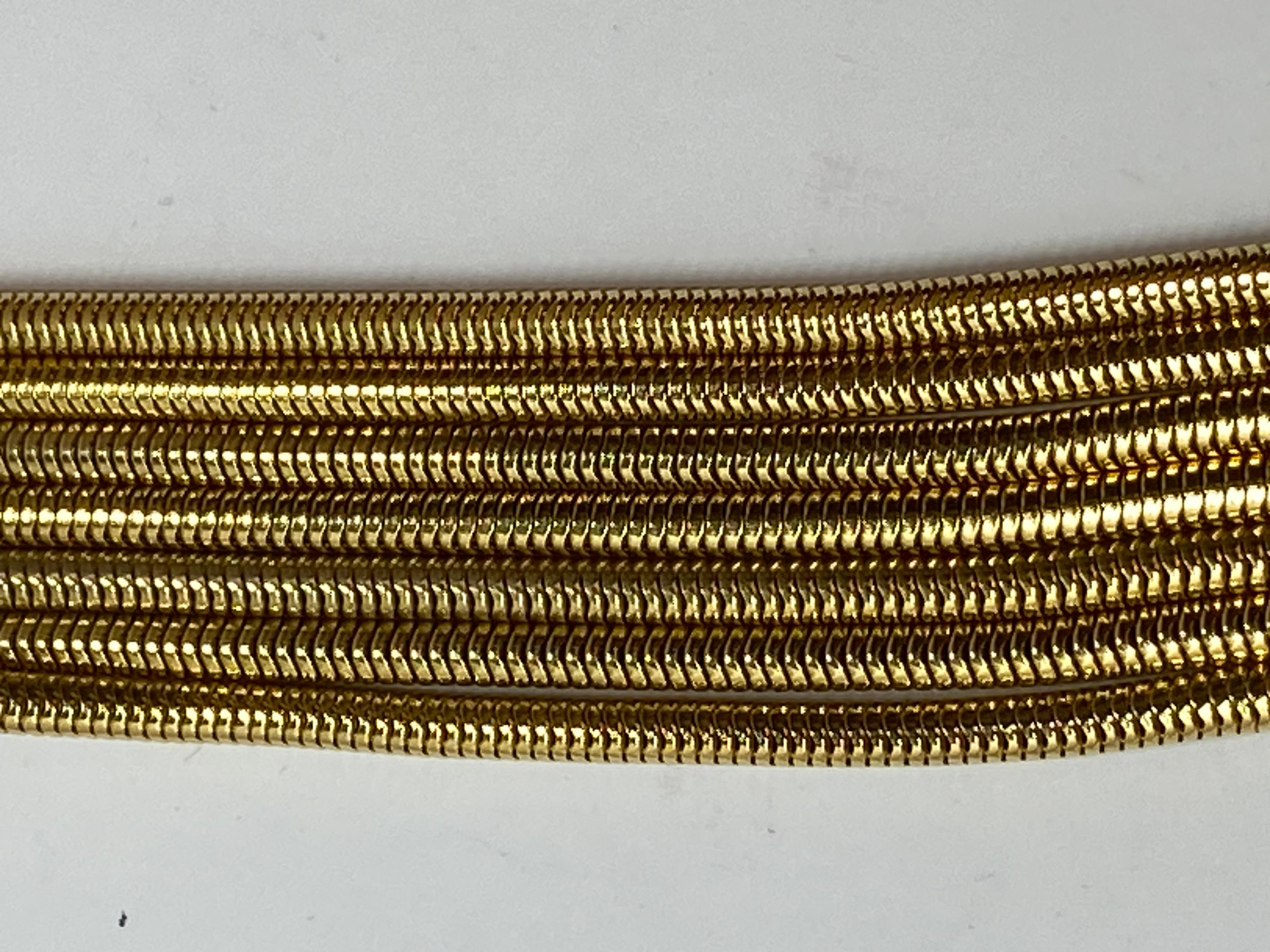 Mehrgliedrige glatte Schlangenglieder-Halskette mit polierten Goldbeschlägen im Angebot 8