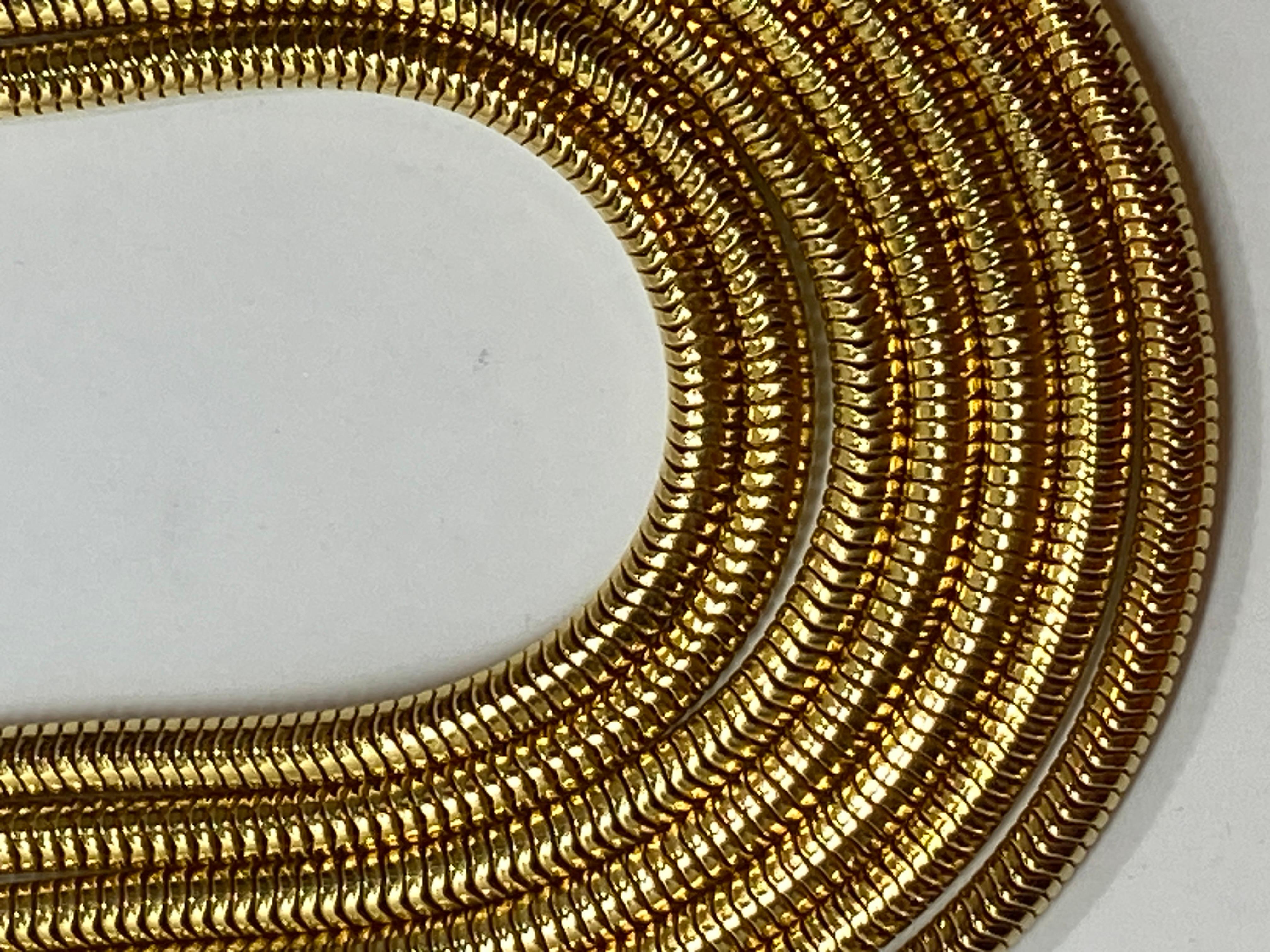 Mehrgliedrige glatte Schlangenglieder-Halskette mit polierten Goldbeschlägen (Kunsthandwerker*in) im Angebot
