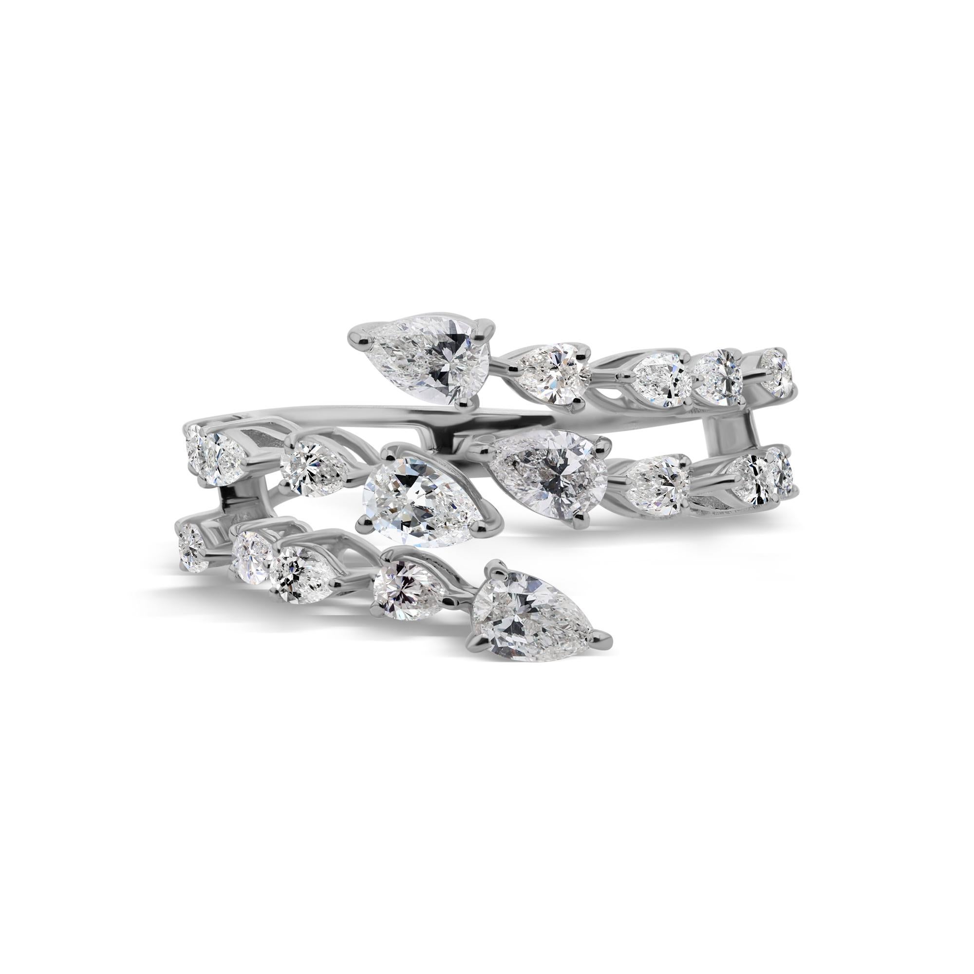 En vente :  Multi Row 1.52Ct SI/H Pear Cut Diamond Cluster Engagement Ring 14K White Gold 5