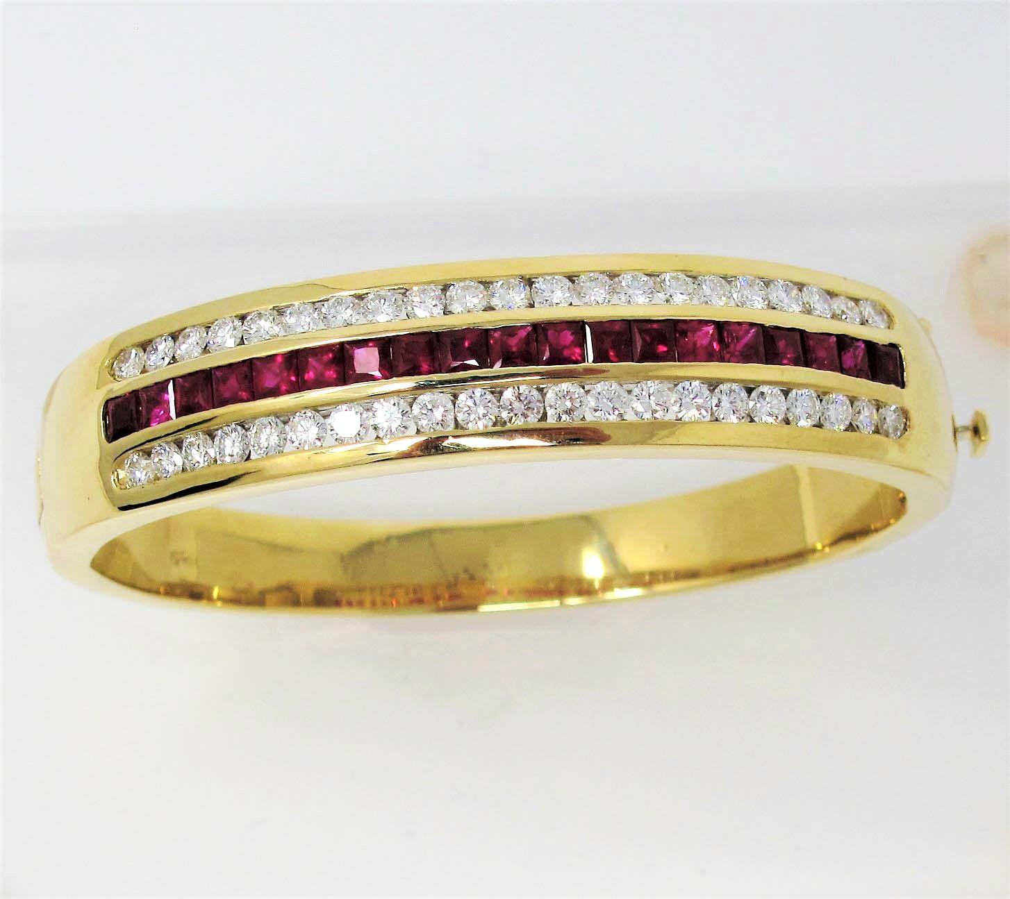 Contemporary Multi Row Channel Set 6.75 Carats Diamond and Ruby 14 Karat Gold Bangle Bracelet For Sale