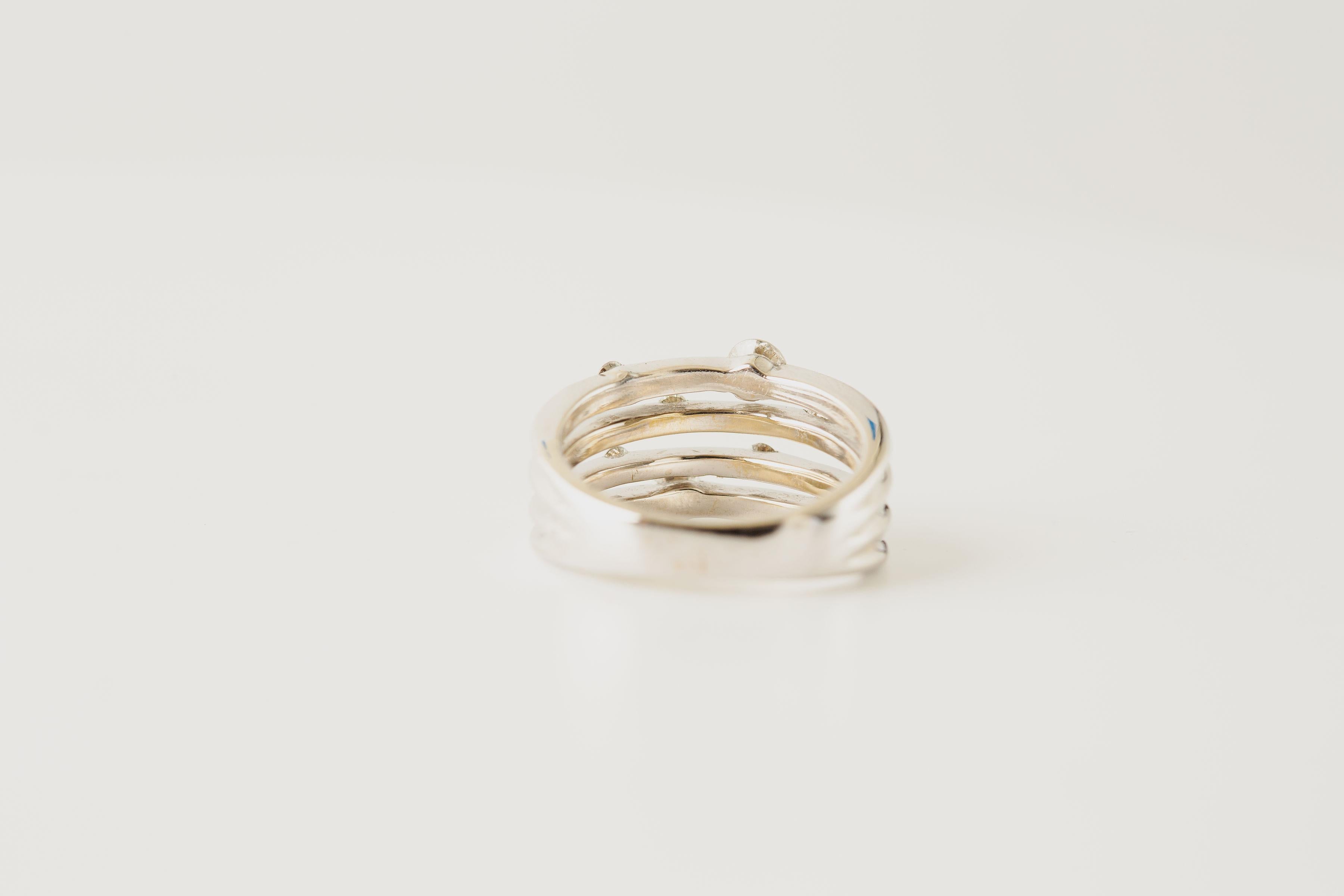 Bague à plusieurs rangs de diamants en or blanc 14k/bandeau à diamants en vente 4