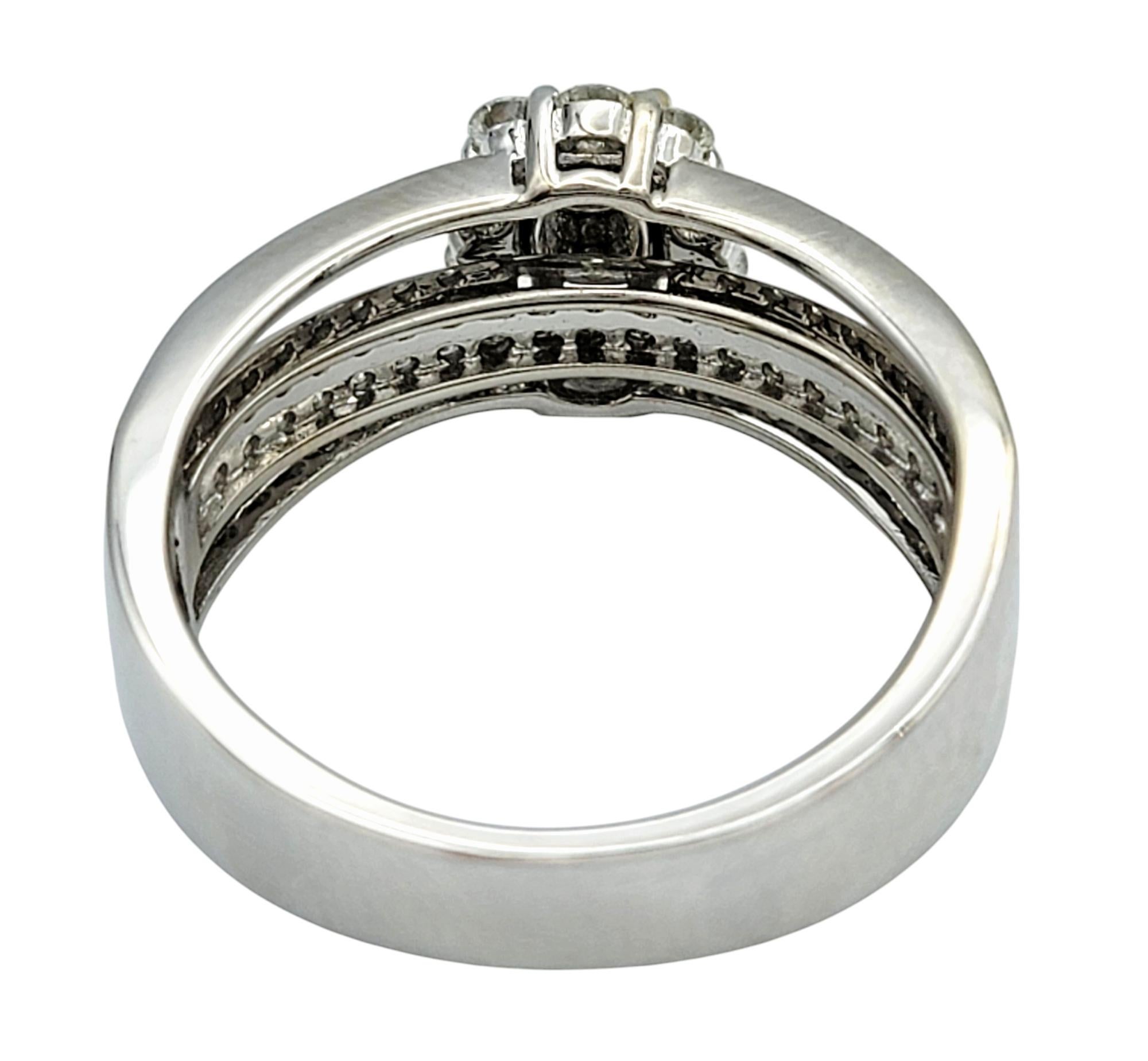 Bague à pavé de diamants à plusieurs rangs avec diamant jaune fantaisie de taille ovale en or 14K en vente 2