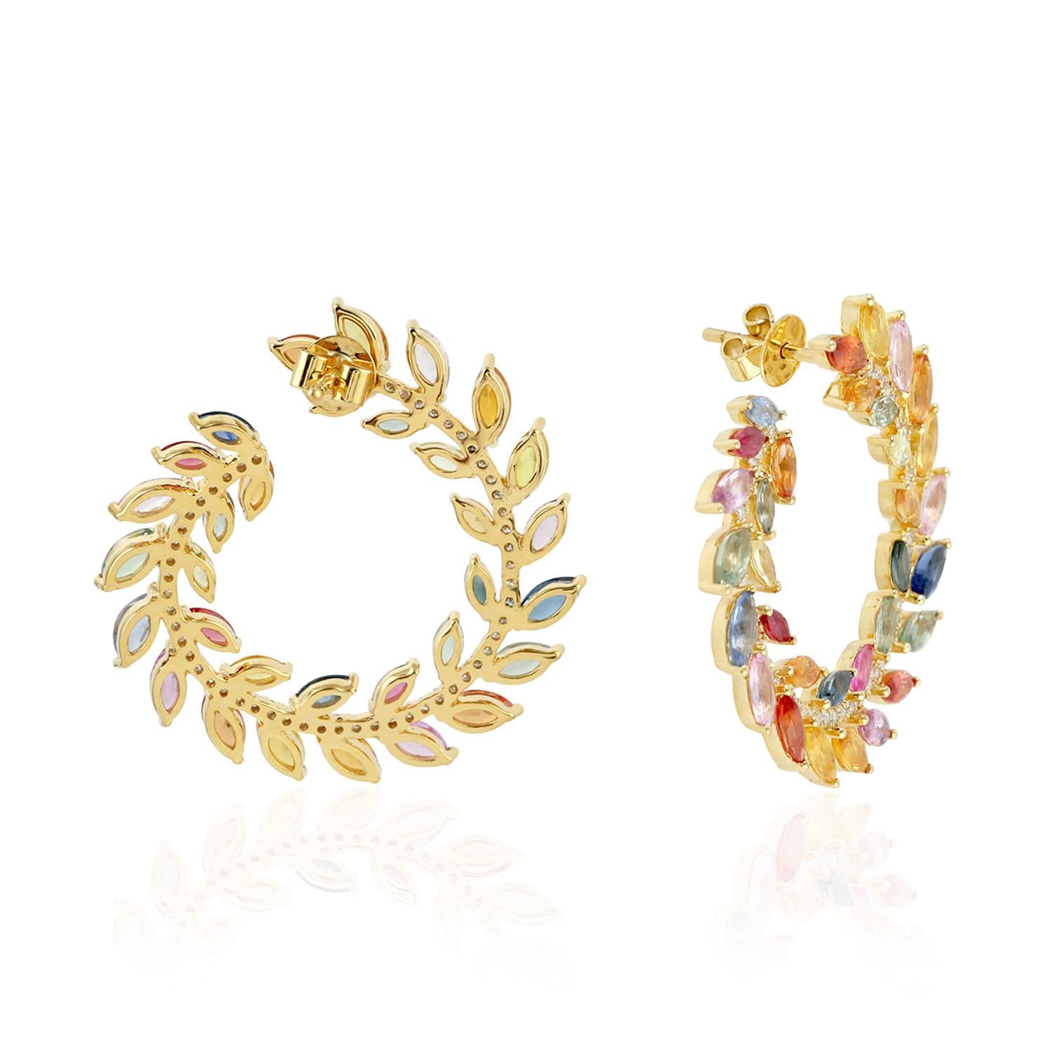Mehr Saphir-Ohrringe aus 18 Karat Blattgold mit Diamanten (Moderne) im Angebot