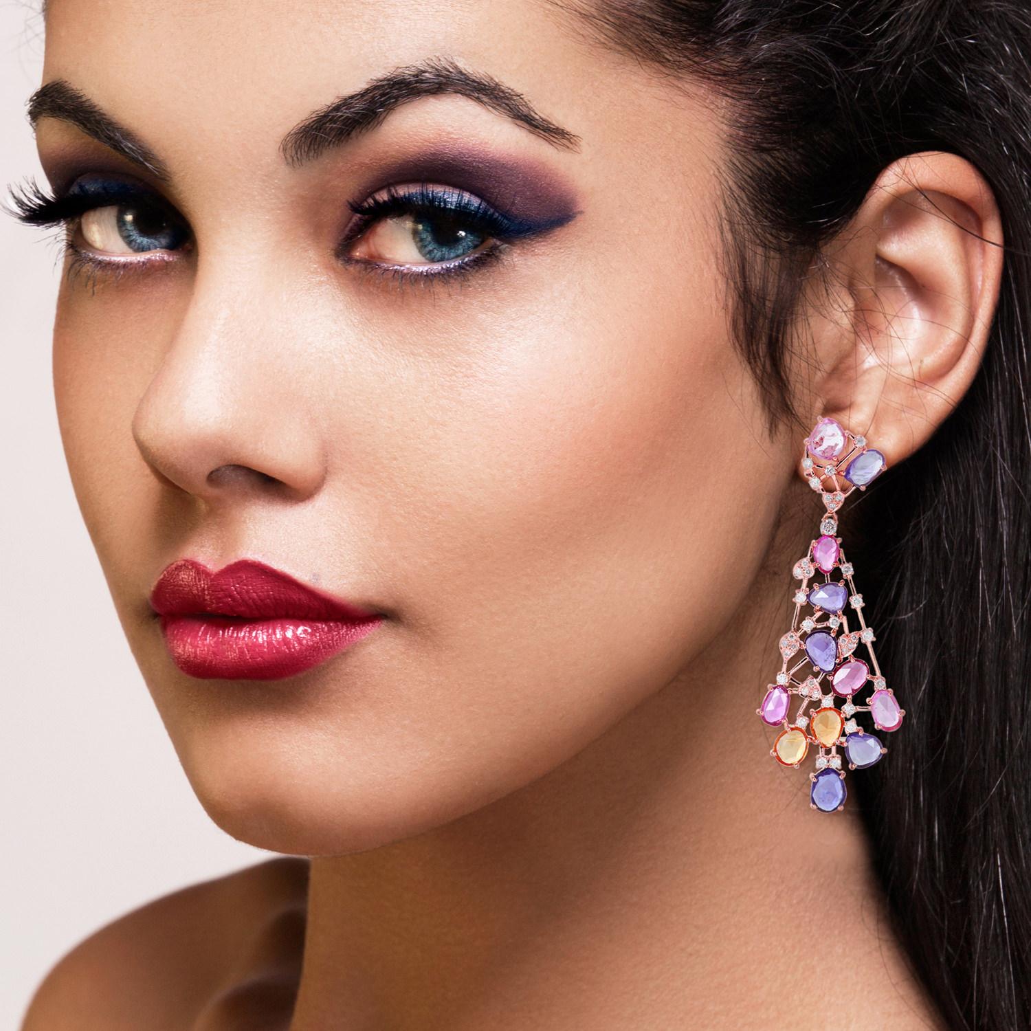 18KT: 14,530g,
Diamond:1.75ct, 
Sapphire:18.80ct,