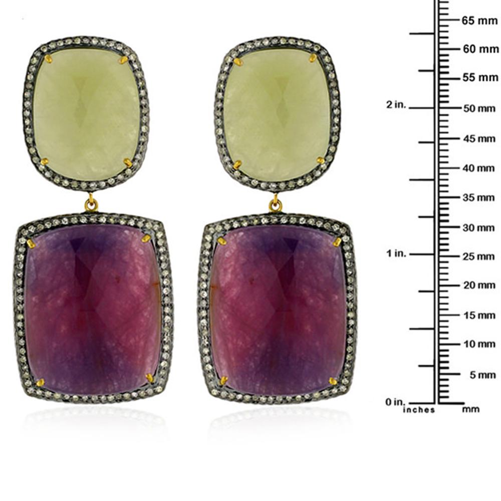 Mehrfarbige Saphir-Ohrringe mit Pavé-Diamanten aus 14 Karat Gold und Silber (Gemischter Schliff) im Angebot