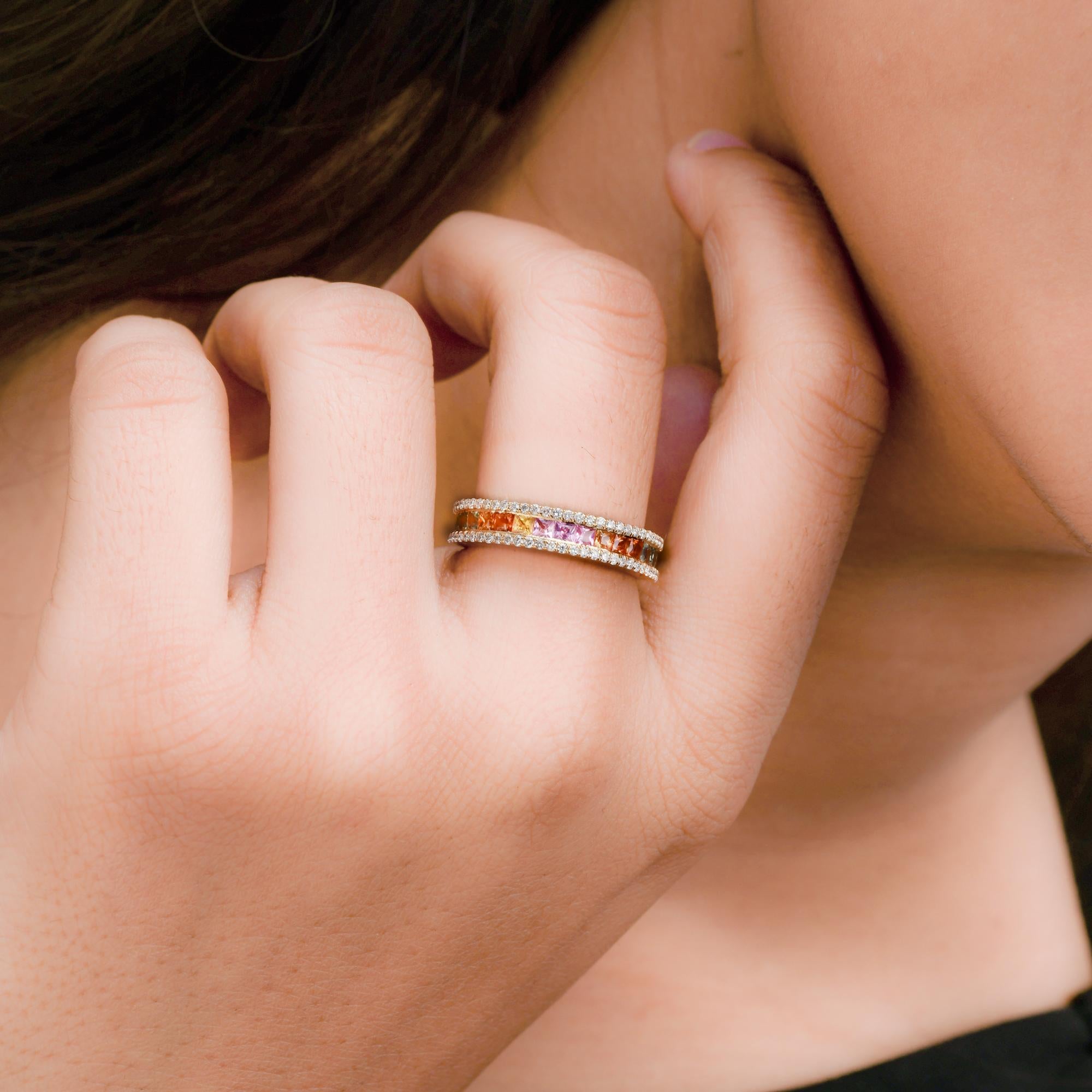 Multi Sapphire Gemstone Ring SI Clarity HI Color Diamond 14 Karat Yellow Gold In New Condition For Sale In Diera, Dubai