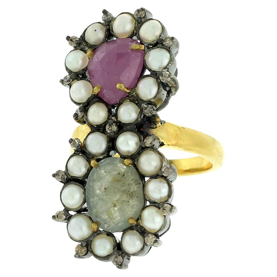 Mehrfarbiger, langer Saphir-Ring mit Perlen und Diamanten aus 18 Karat Gold und Silber