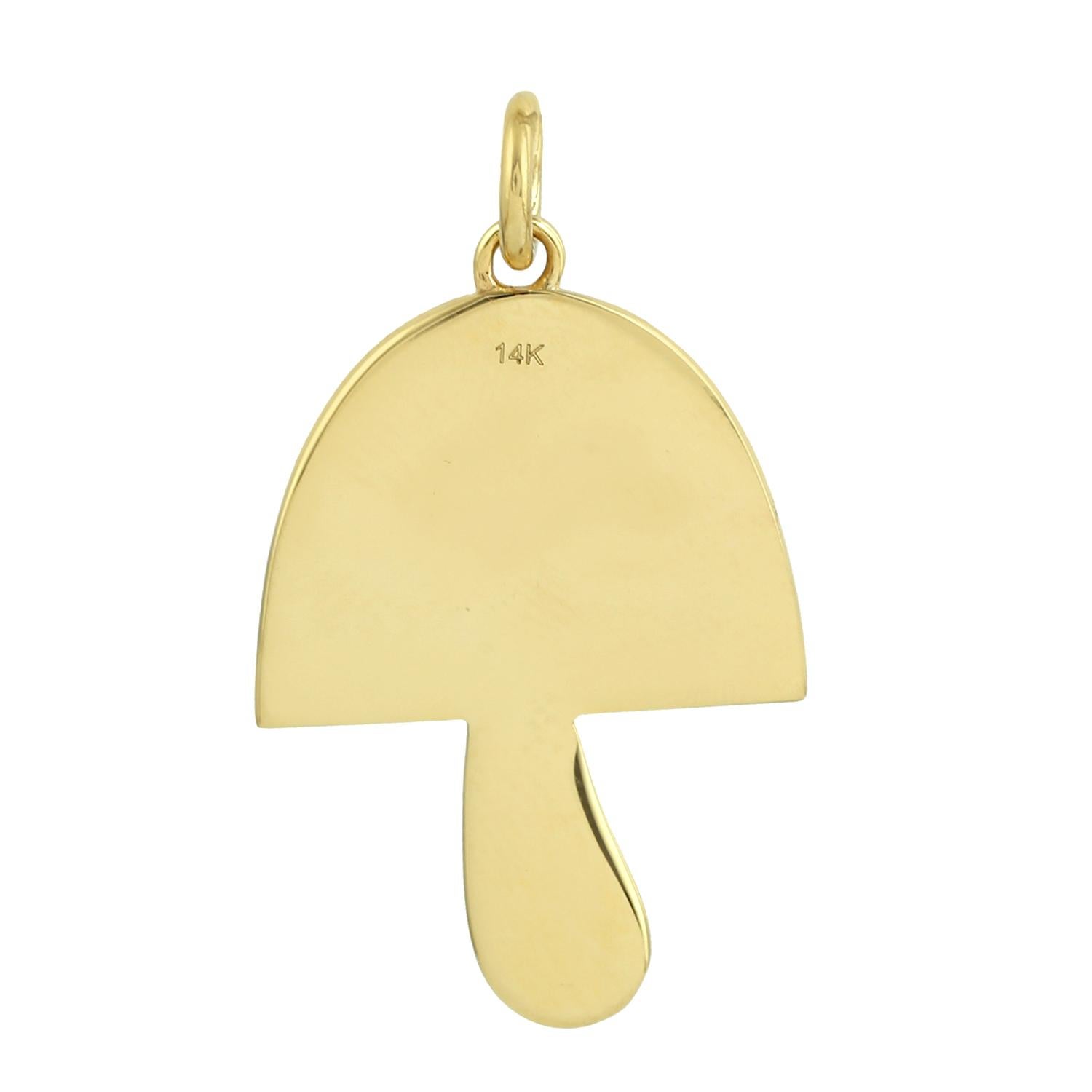 Taille mixte Pendentif en or jaune 14k avec breloque champignon multi saphir émaillé en vente