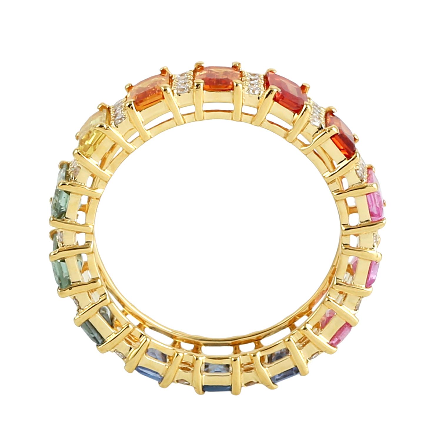 Taille mixte Multi Sapphire Ombre Ring With Diamonds In 18k Yellow Gold en vente