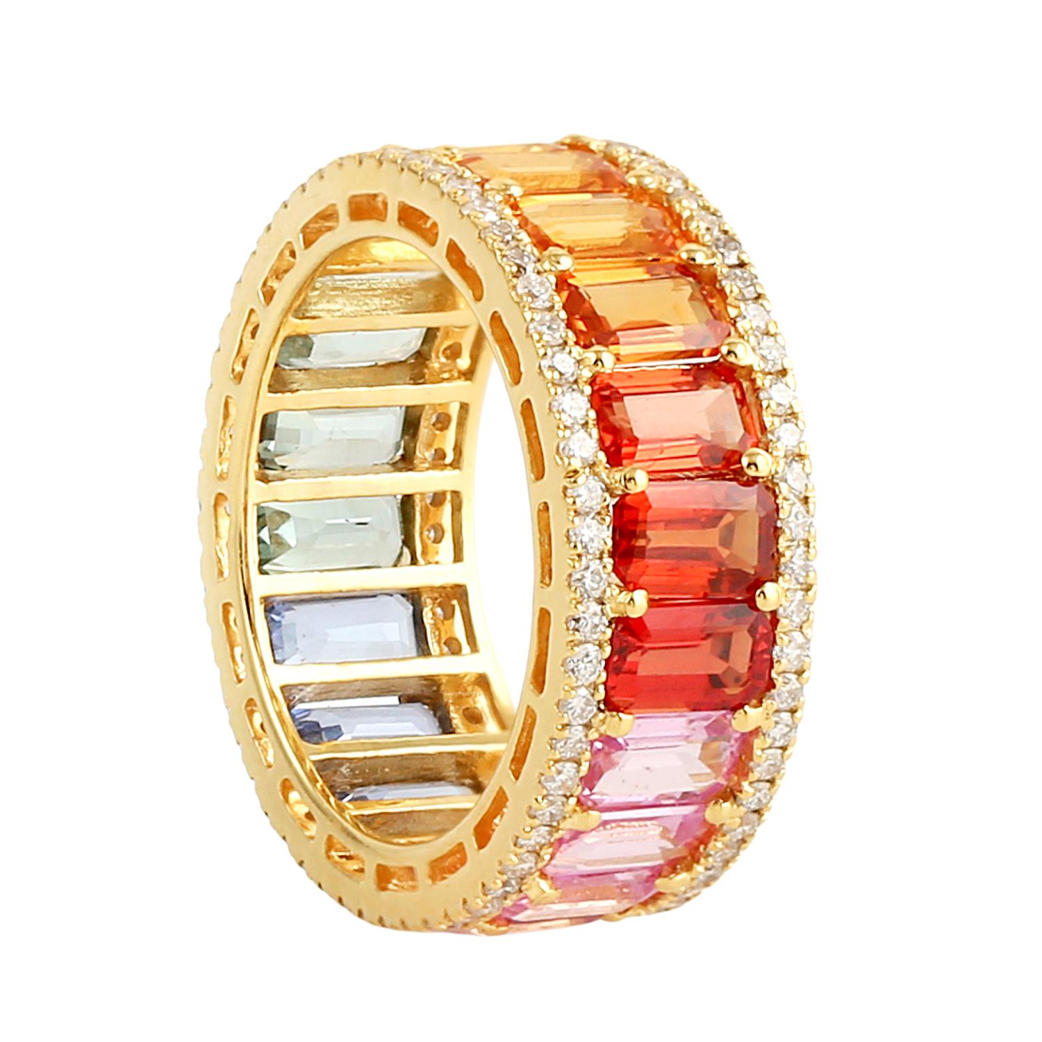 Artisan Bague en or jaune 18 carats avec saphirs et diamants en vente