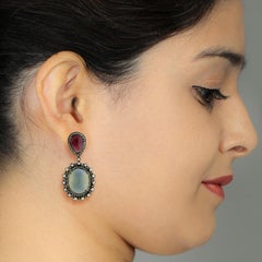 Pendientes Colgantes de Zafiro Múltiple y Perla con Diamantes de Oro de 18k y Plata