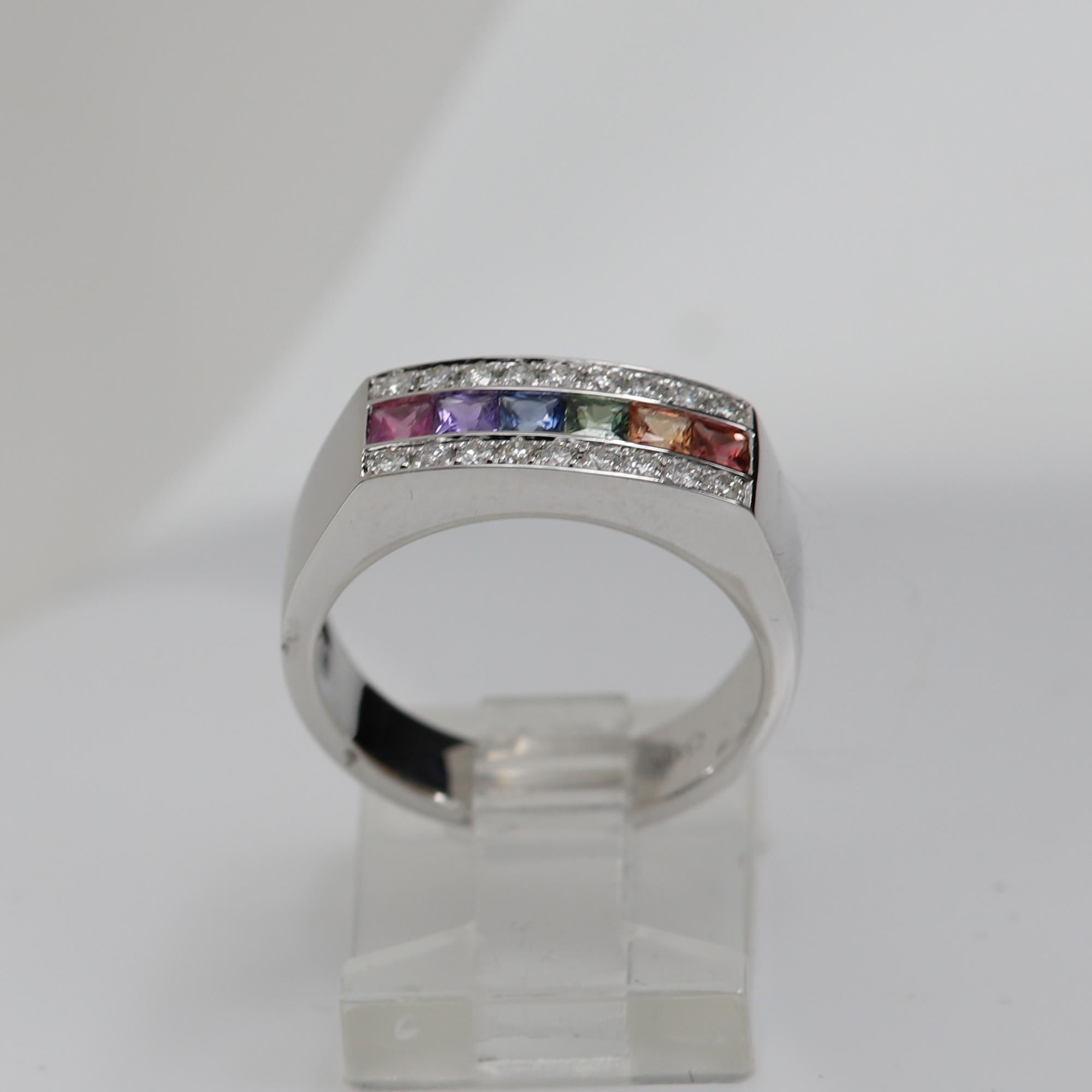 Anello con zaffiro multiplo Anello in oro bianco 18 carati con zaffiro Multi Color Sapphire in vendita 6