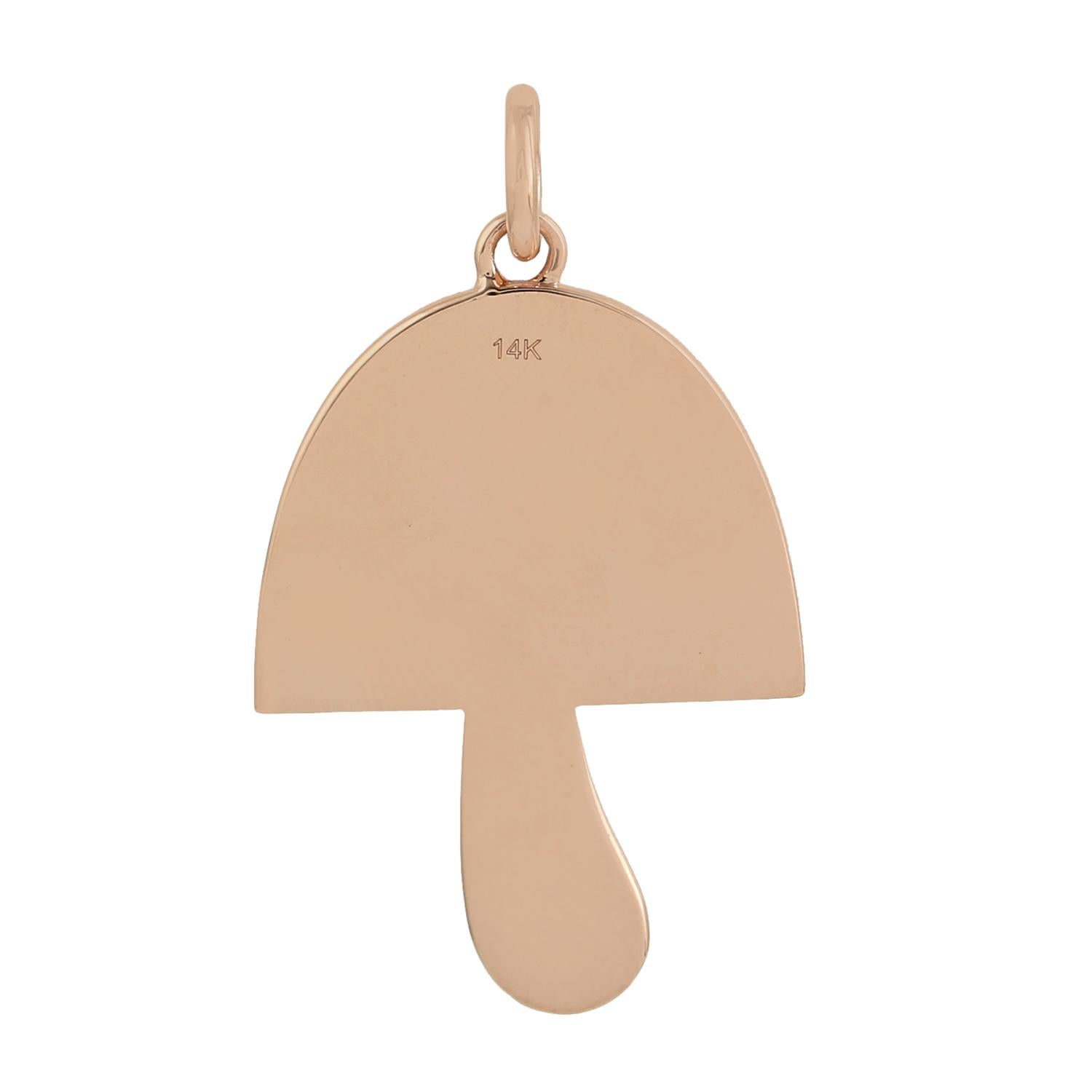 Taglio misto Ciondolo a forma di fungo smaltato bianco con zaffiro multiplo in oro rosa 14 carati in vendita