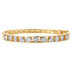 Pulsera brazalete multiforma de oro amarillo de 14 quilates (18 quilates bajo pedido) con bisel de diamantes