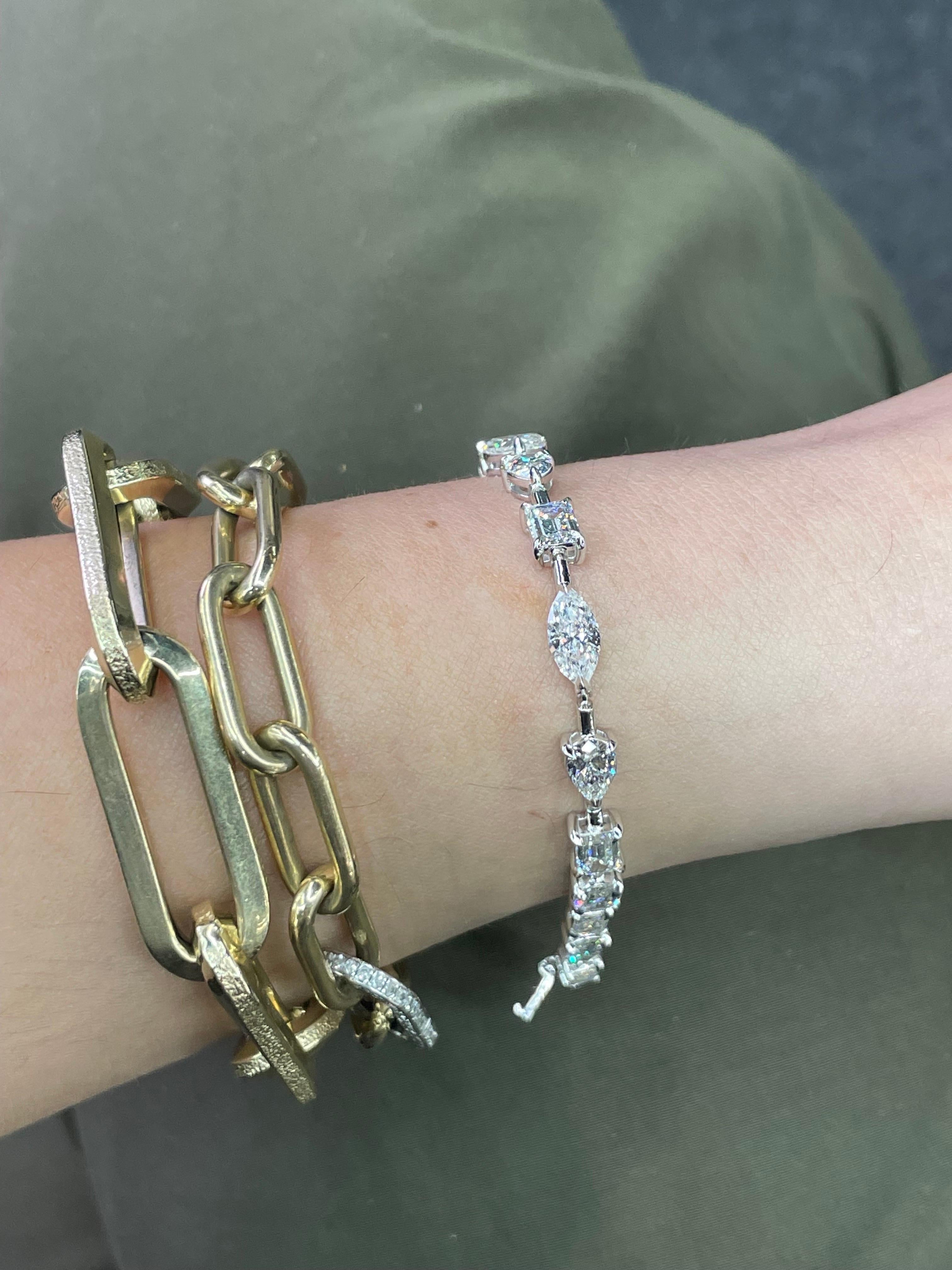 IGI Certified Multi Shape Diamond Tennis Bracelet 9.73 Carats G-H VS-SI 18K Gold For Sale 1