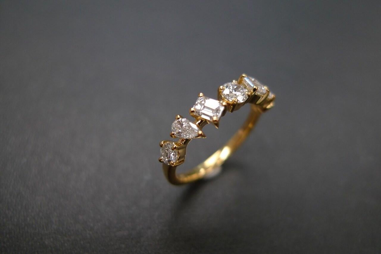 For Sale:  Multi Shape Diamond Diamond Ring in 18k yellow gold 3