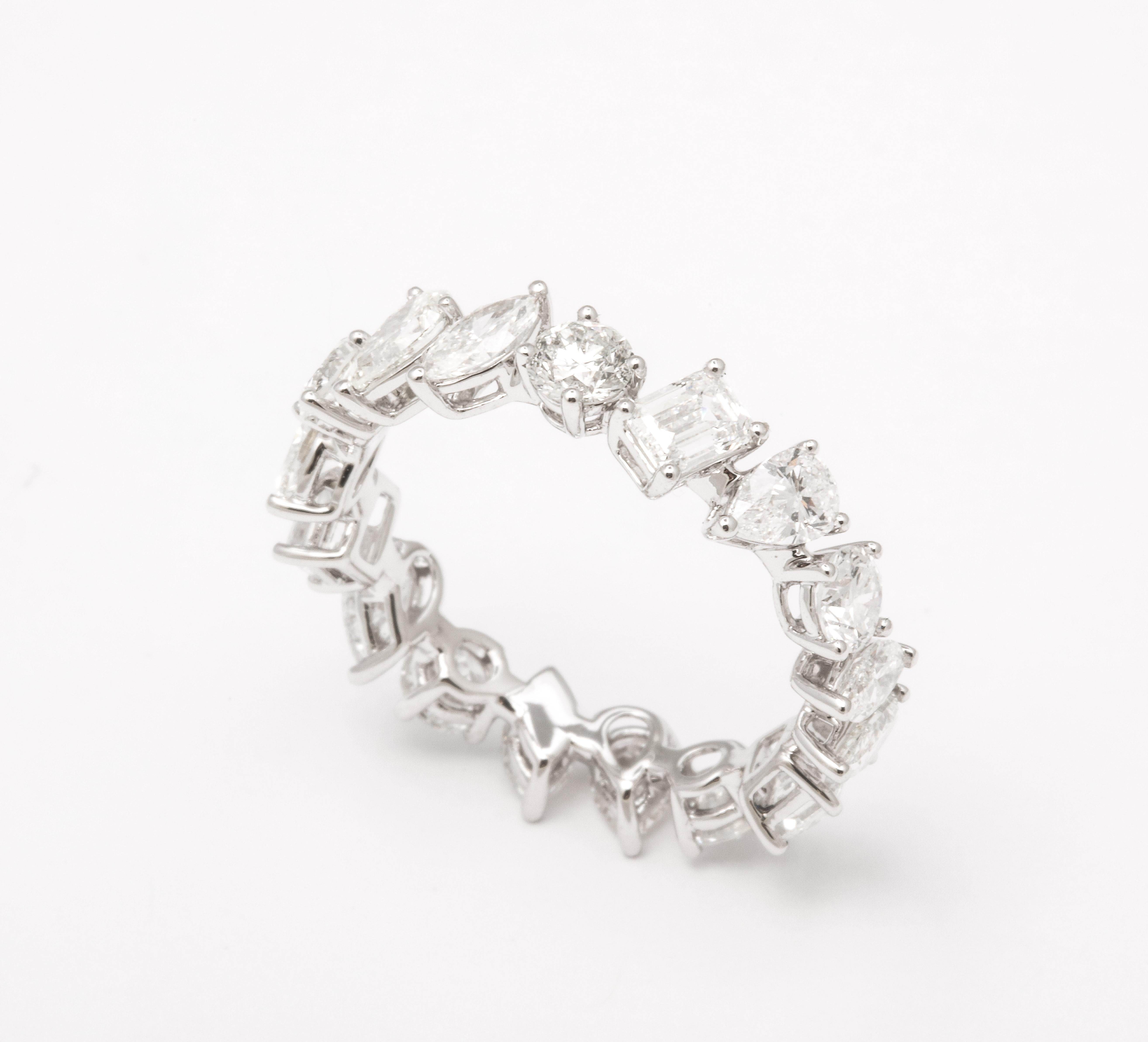 Bracelet d'éternité à diamants multiformes en vente 6