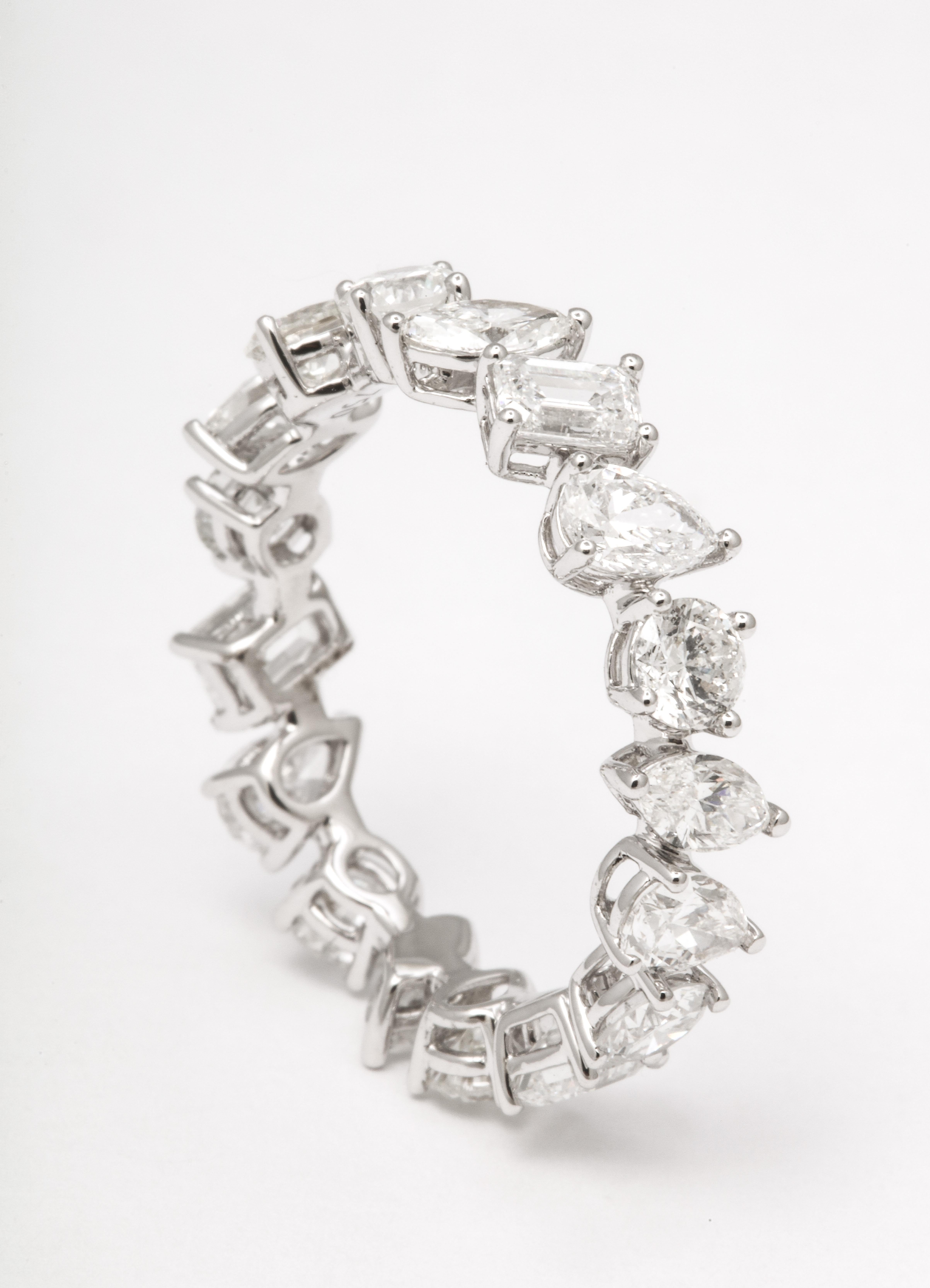 Bracelet d'éternité à diamants multiformes en vente 2
