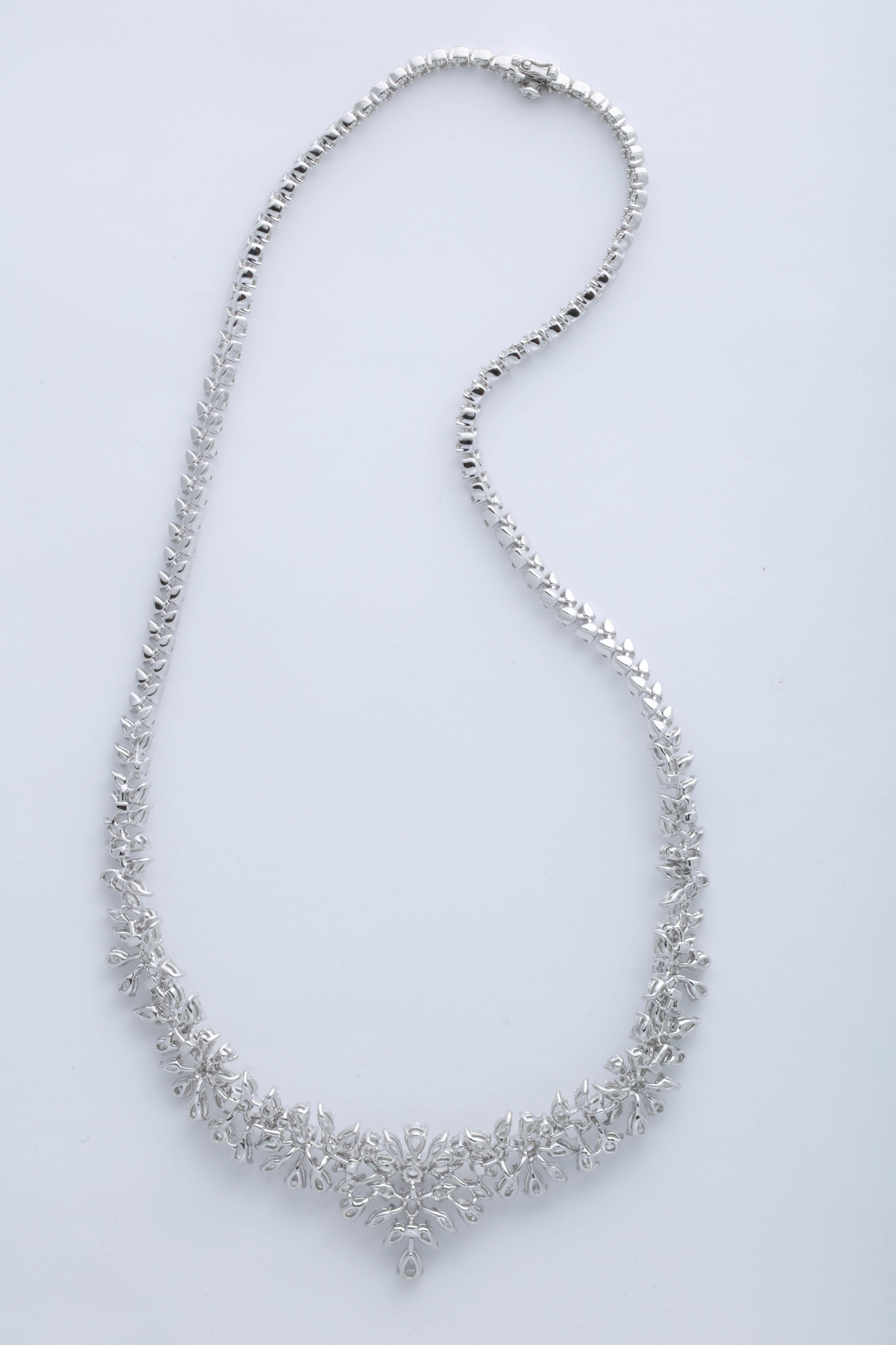 Diamond Necklace In New Condition For Sale In New York, NY