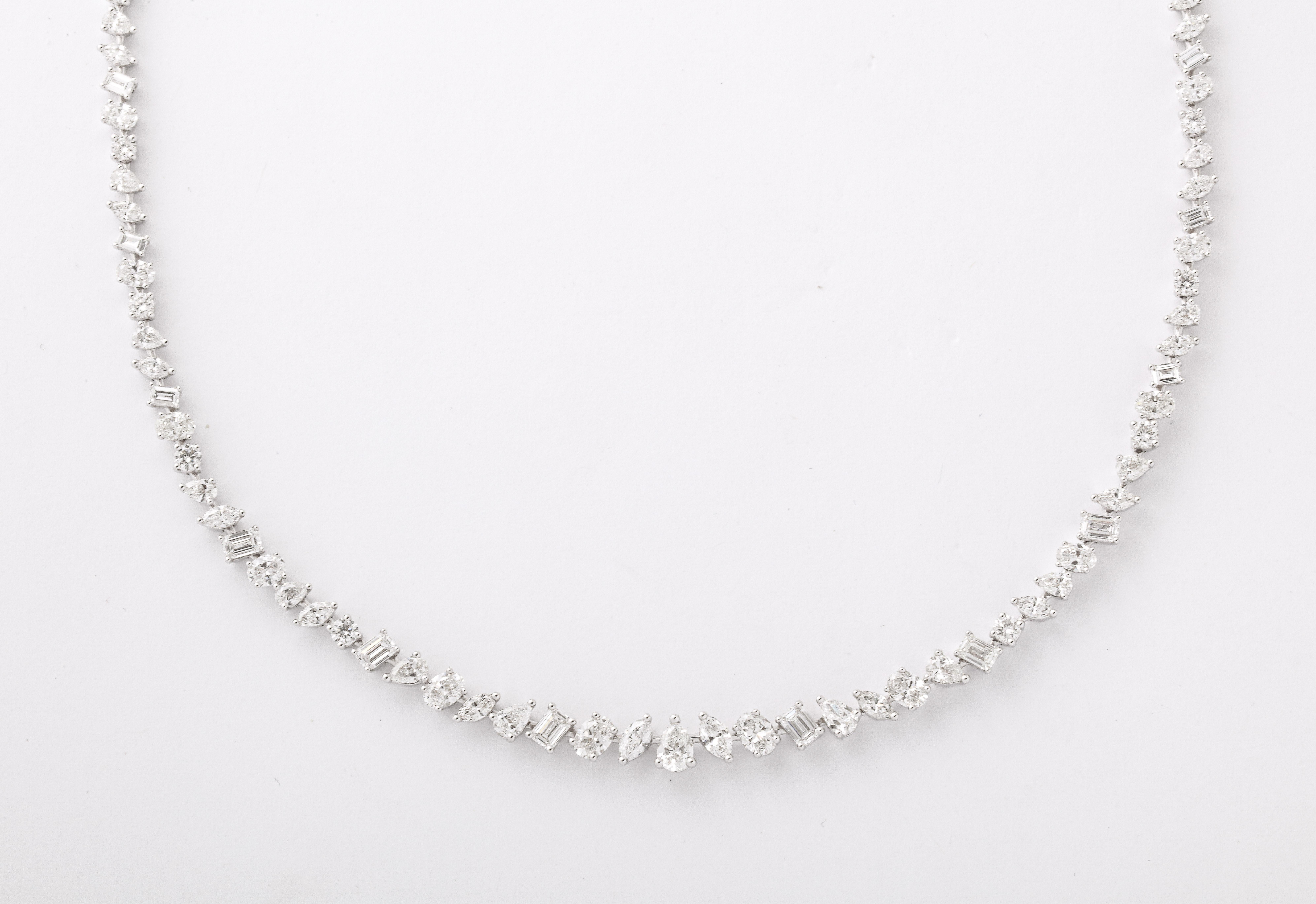 Collier de diamants multiformes en vente 2