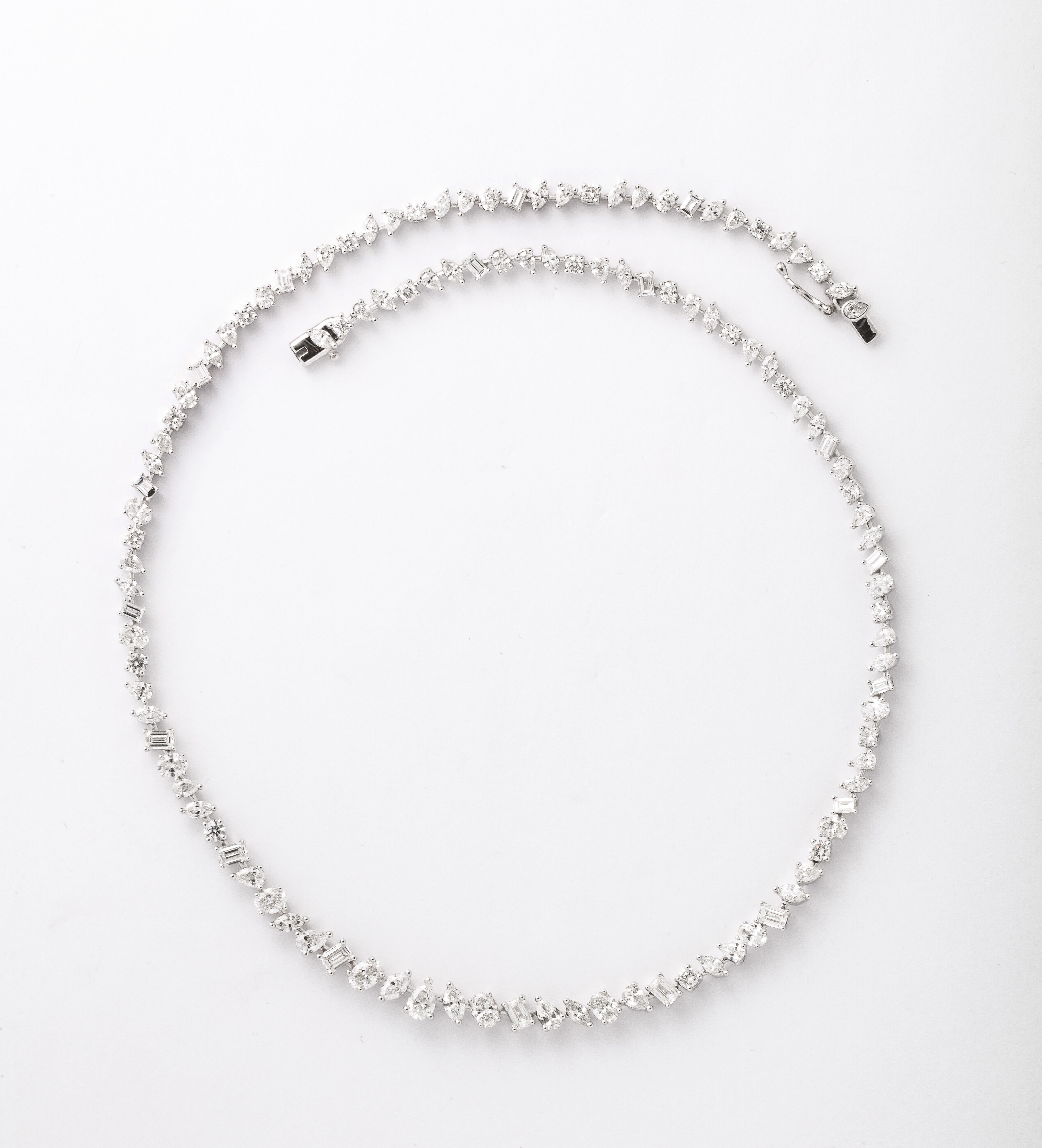 Collier de diamants multiformes en vente 4