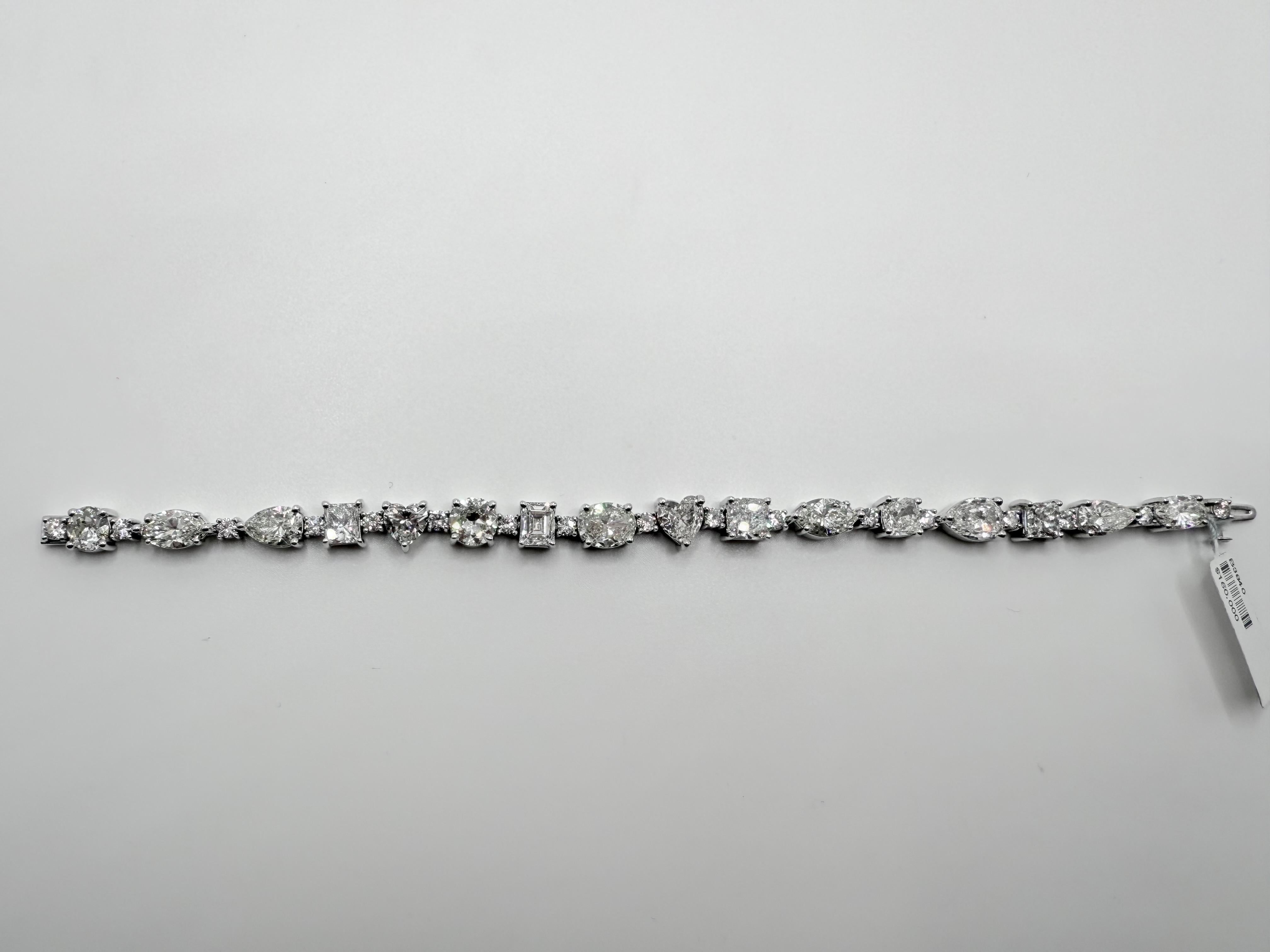 Multi-Shape Diamant-Tennisarmband (Herzschliff) im Angebot