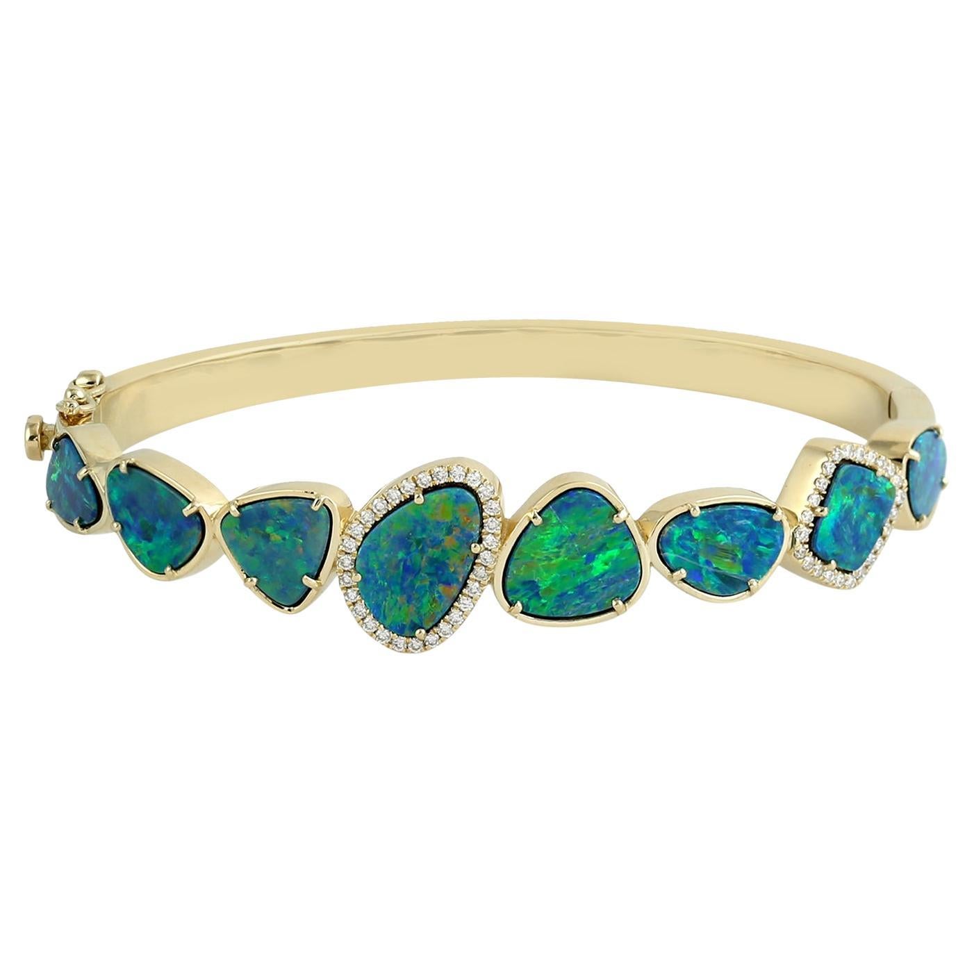Multi Shaped Australian Opal Bangle With Diamonds Made In 14k Yellow Gold in vendita