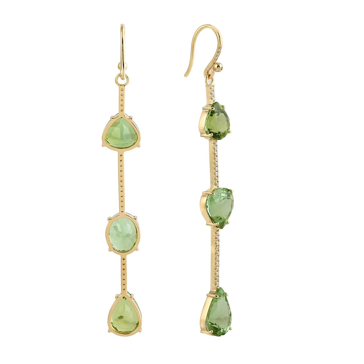 Multi Shaped Mint Tourmaline Dangle Earrings With Diamonds Made In 18k Gold Corte mixto en venta