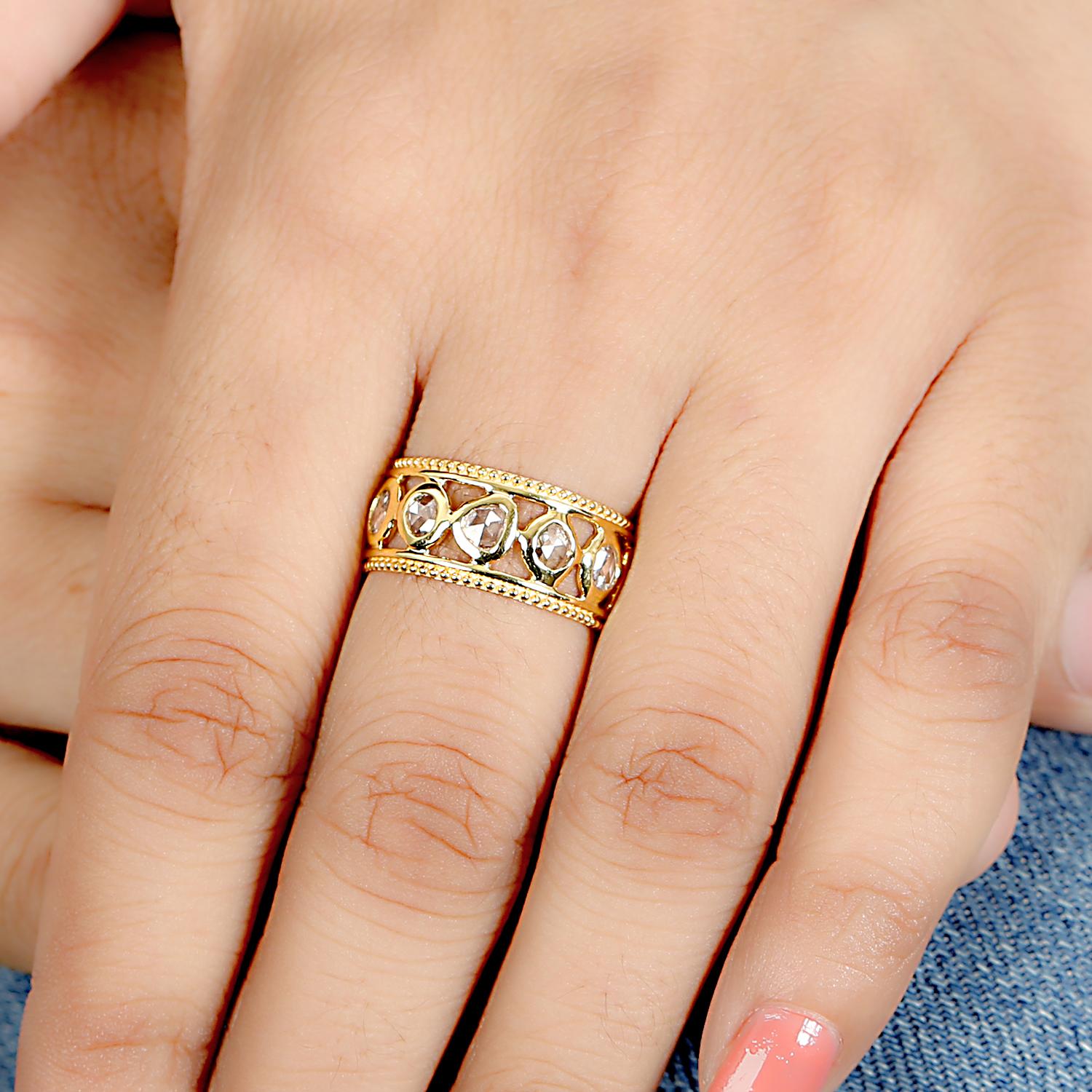 Mehrfarbiger Ring mit Rosendiamanten aus 18 Karat Gelbgold (Zeitgenössisch) im Angebot