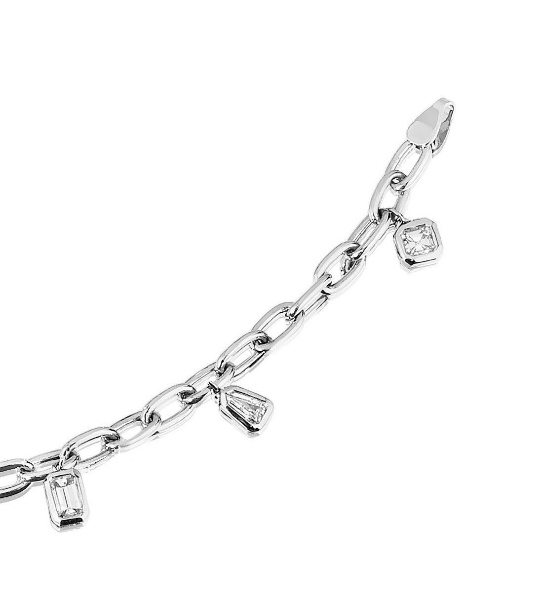 Taille mixte Bracelet à maillons en diamants 18 carats avec breloques multiformes et breloques à bascule italiennes en vente