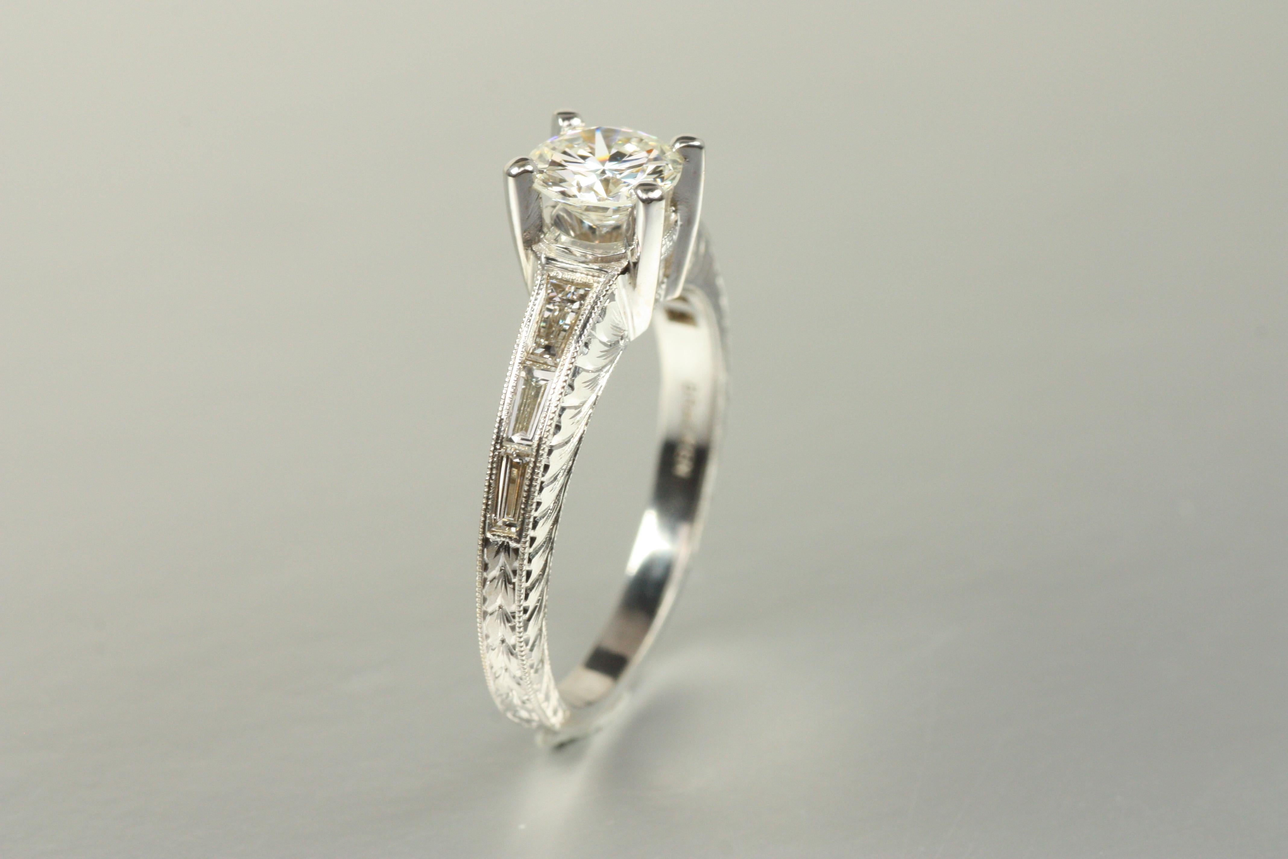 Mehrsteiniger Verlobungsring - 1,04ct runde & Baguette Diamanten 18K Damen im Angebot