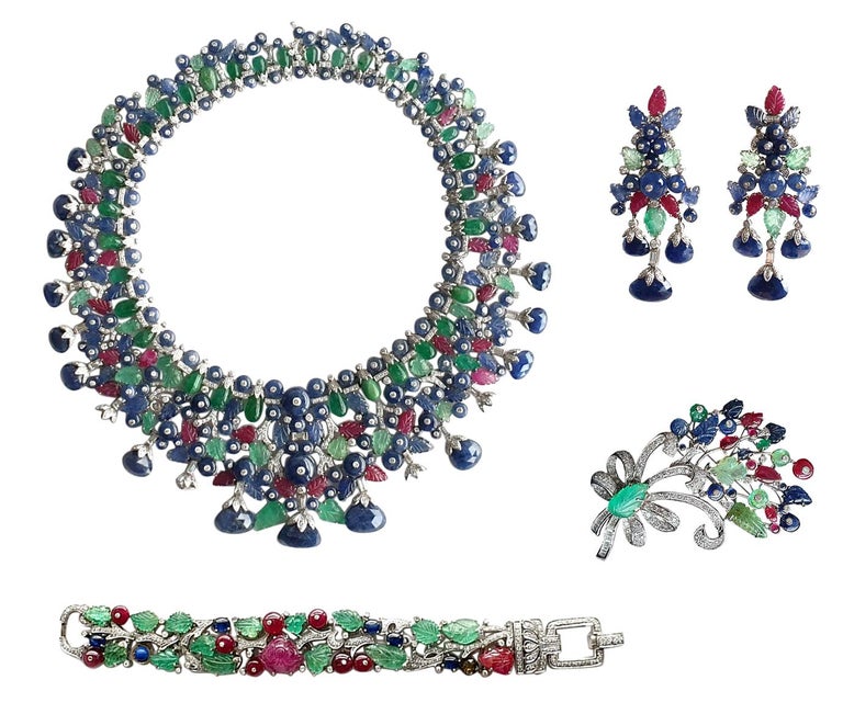 Goshwara Multi-Stone Necklace, Bracelet, Earring and And Diamond Brooch For  Sale at 1stDibs