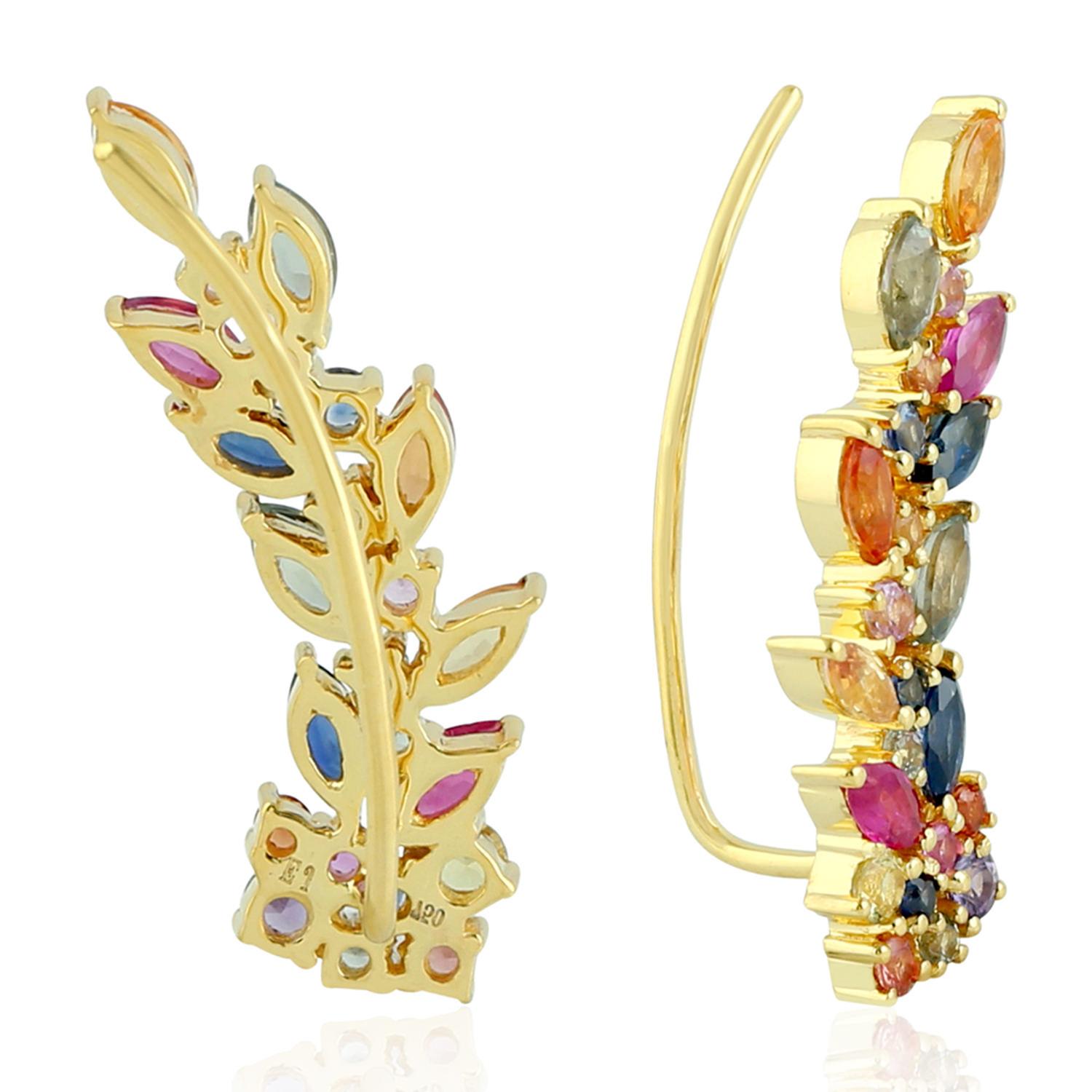 Contemporain Boucles d'oreilles à feuilles de saphir 18 carats multi pierres en vente