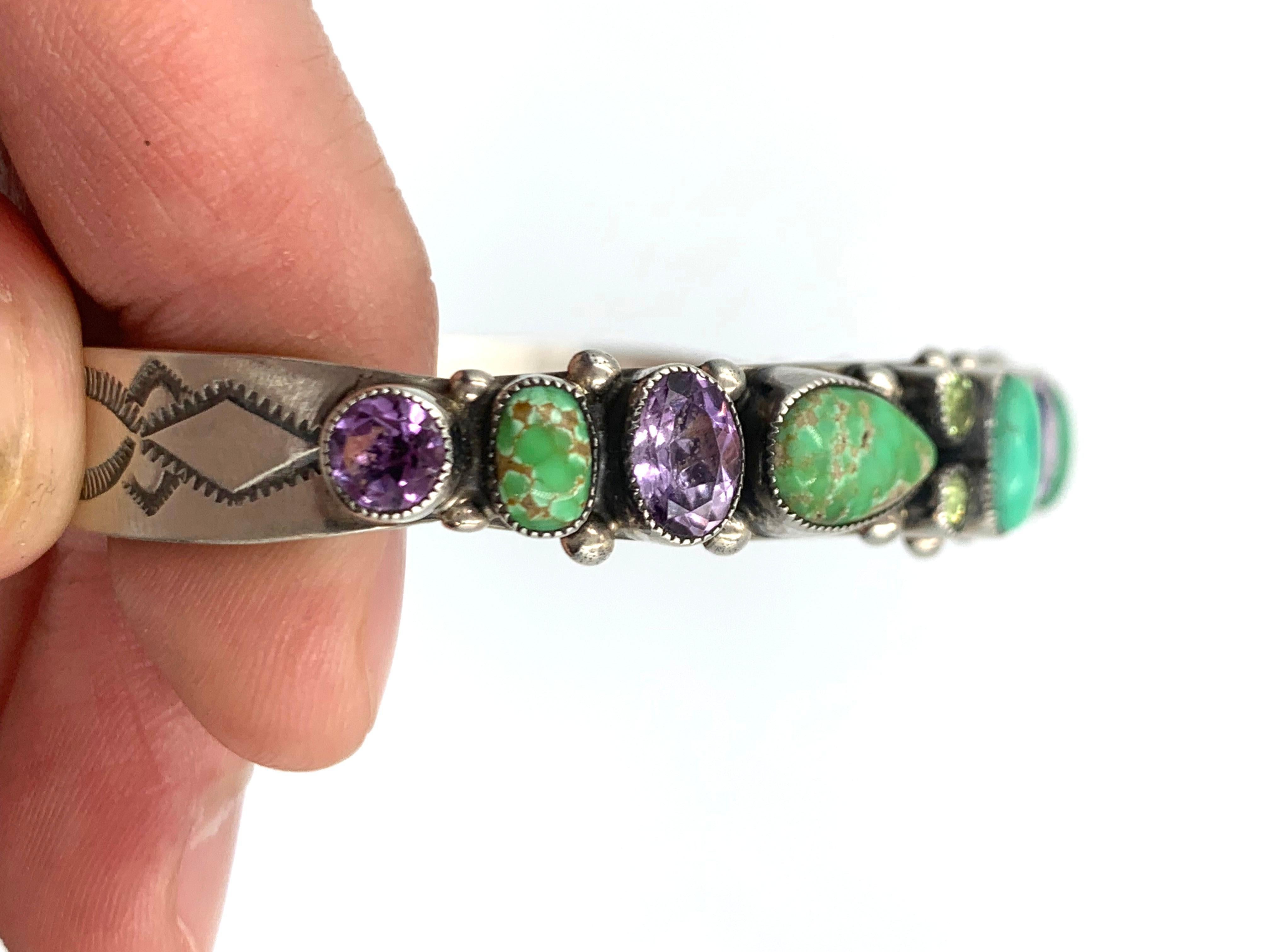 Brazalete de plata con múltiples piedras de Leo Feeney en venta 5