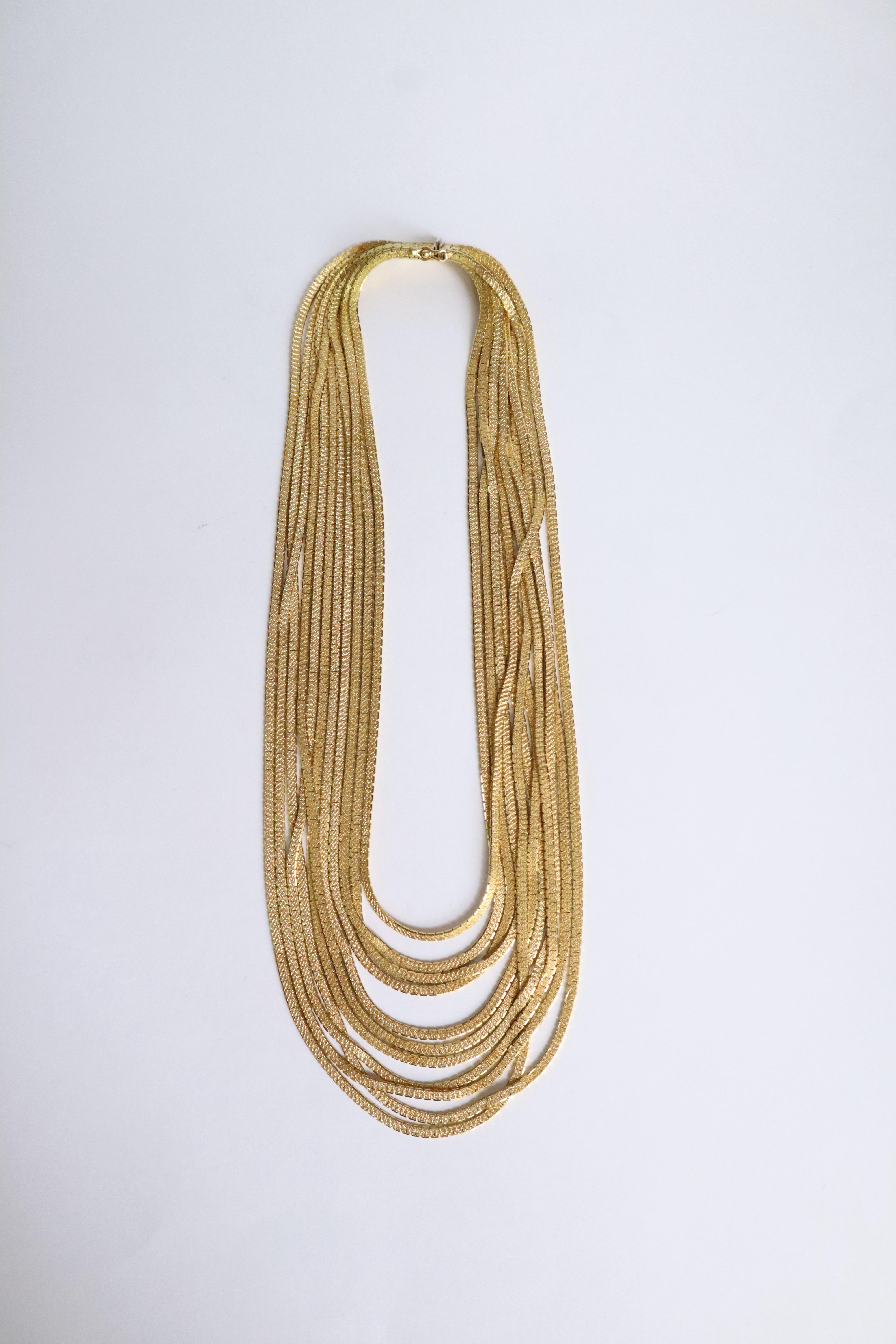 Mehrreihige Halskette aus 18 Karat Gelbgold mit Scharnier aus 11 Satin-Drahten im Zustand „Gut“ im Angebot in Paris, FR