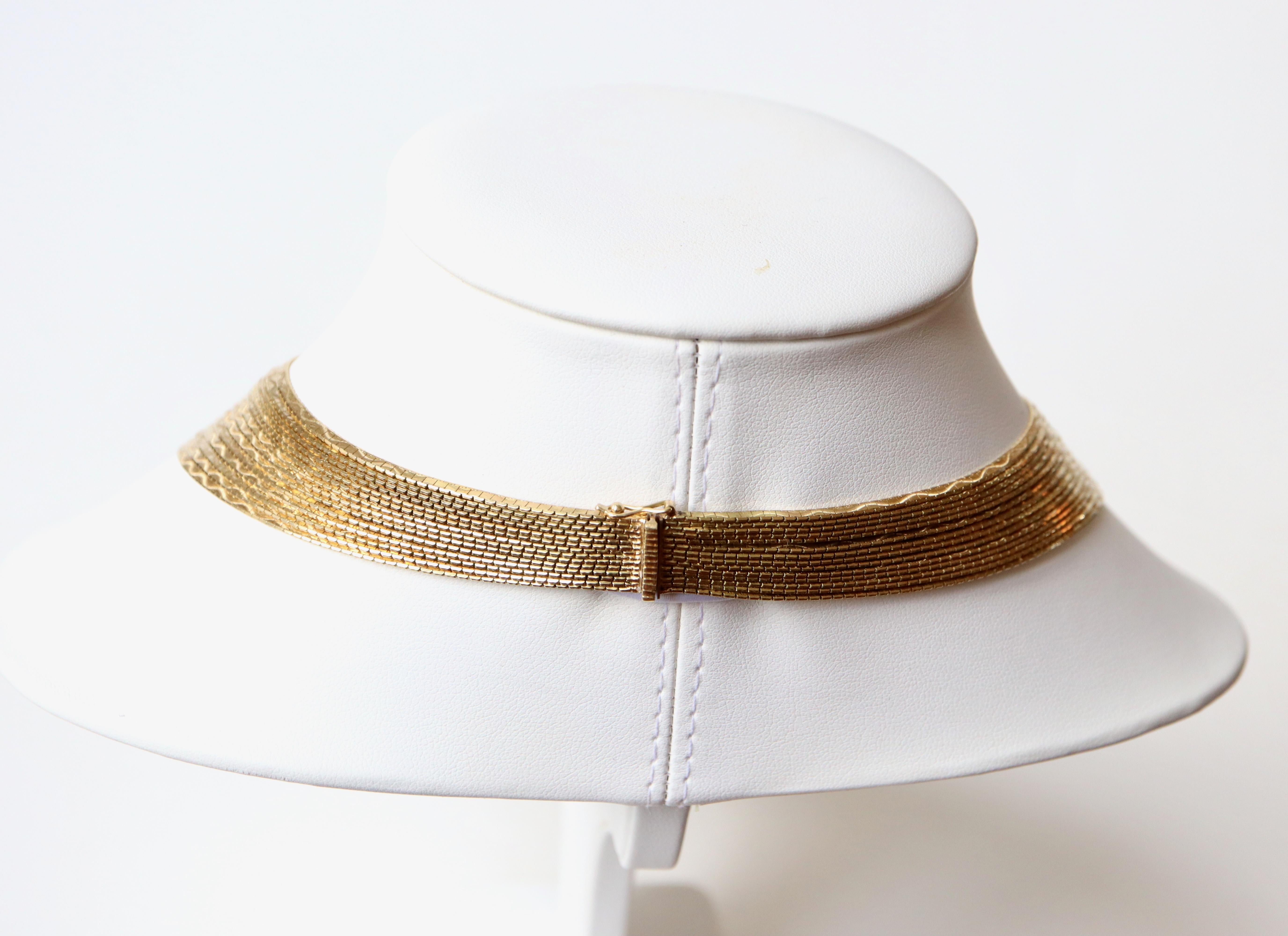 Mehrreihige Halskette aus 18 Karat Gelbgold, bestehend aus 14 Scharnierdrähten aus Satin im Zustand „Gut“ im Angebot in Paris, FR