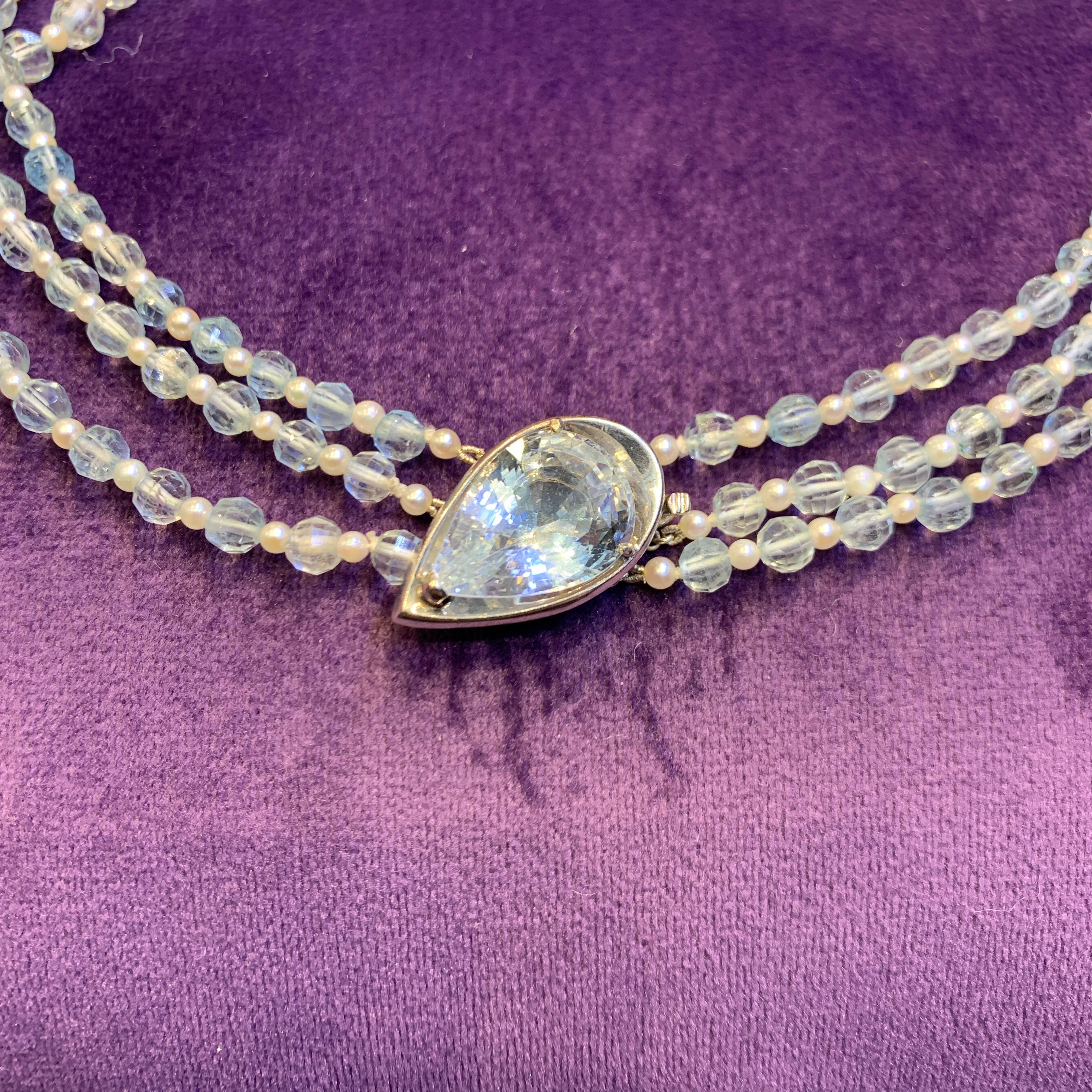 Mehrstrangige Halskette aus Aquamarin und Perle Damen im Angebot
