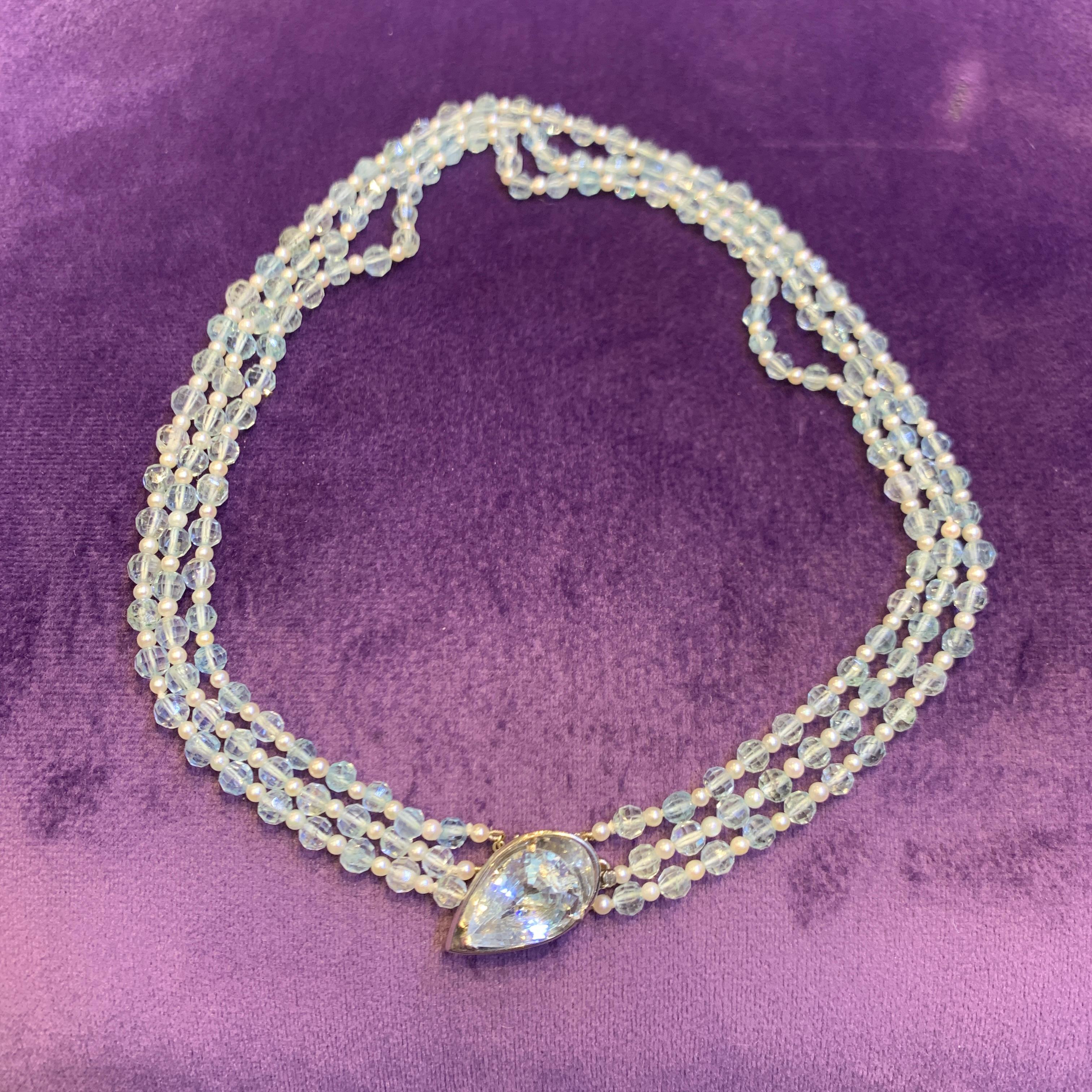 Mehrstrangige Halskette aus Aquamarin und Perle im Angebot 1