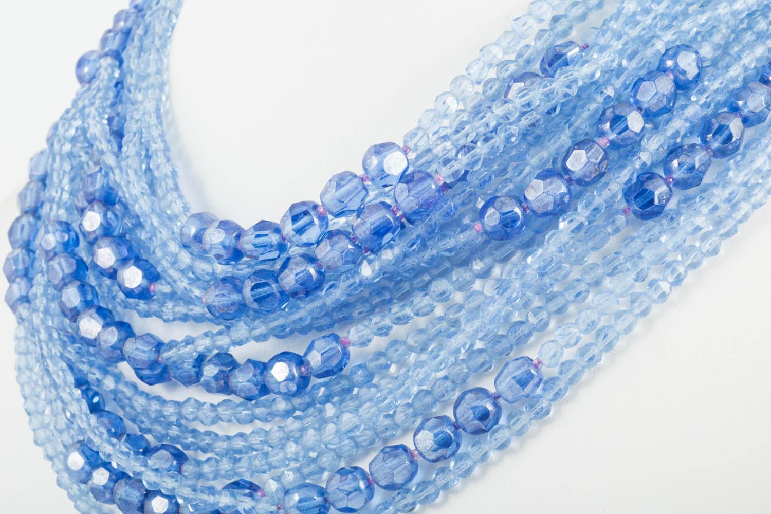 Mehrstrangige blaue facettierte Perlenkette und Ohrringe, Ornella, Italien, 1960er Jahre im Angebot 2