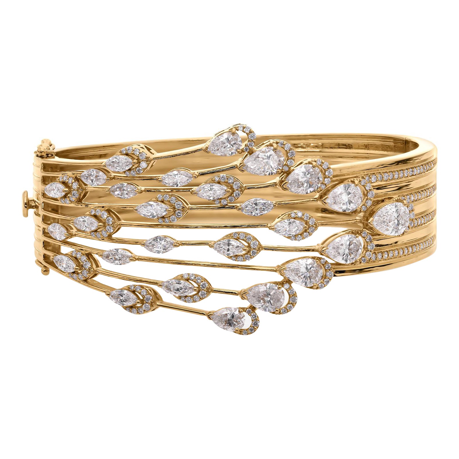 Bracelet multi brins en or jaune 14k avec gouttes de diamants Cadeau de la haute joaillerie en vente
