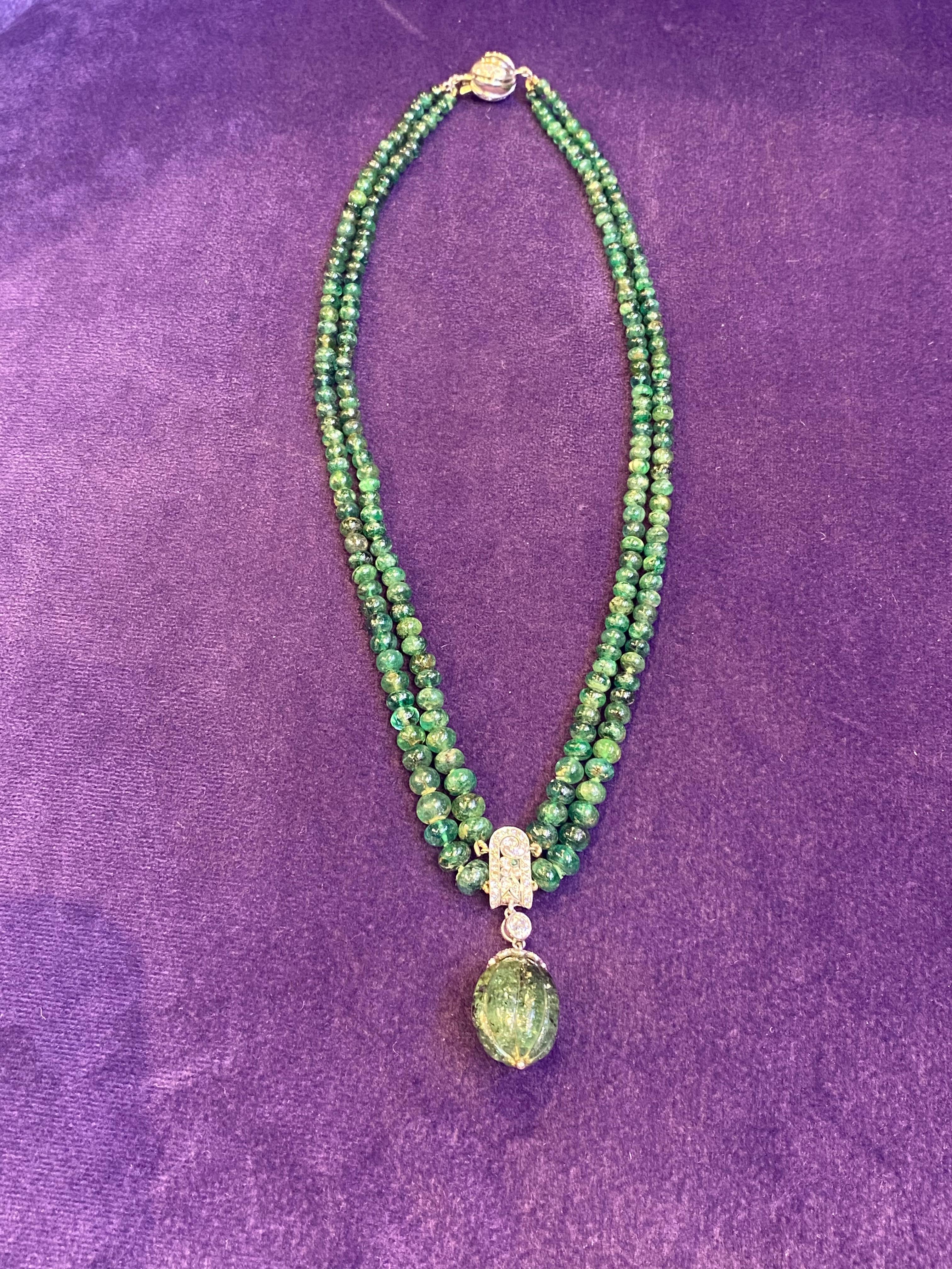 Multi Strand Emerald Bead Necklace In Excellent Condition For Sale In New York, NY