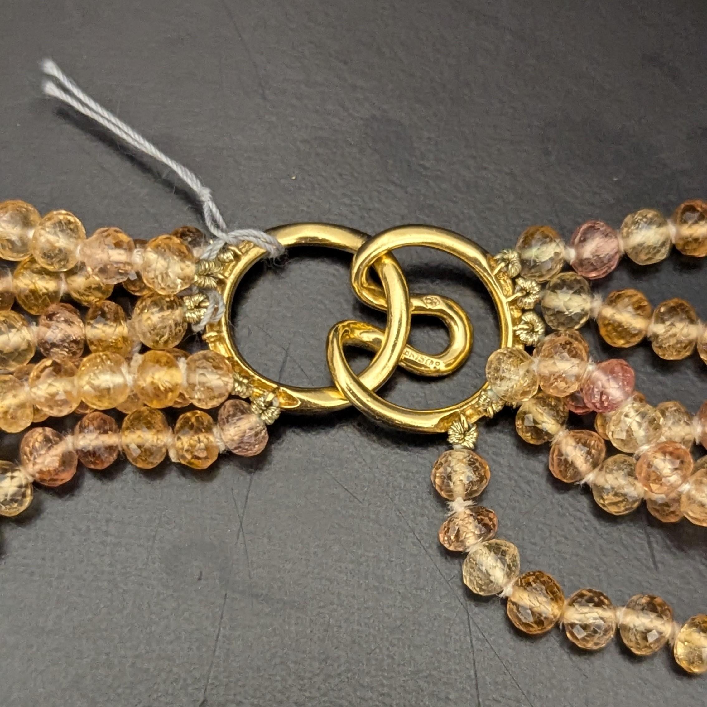 Collier torsadé à plusieurs rangs de perles de topaze dorée avec fermoir en or jaune 18 carats Pour femmes en vente