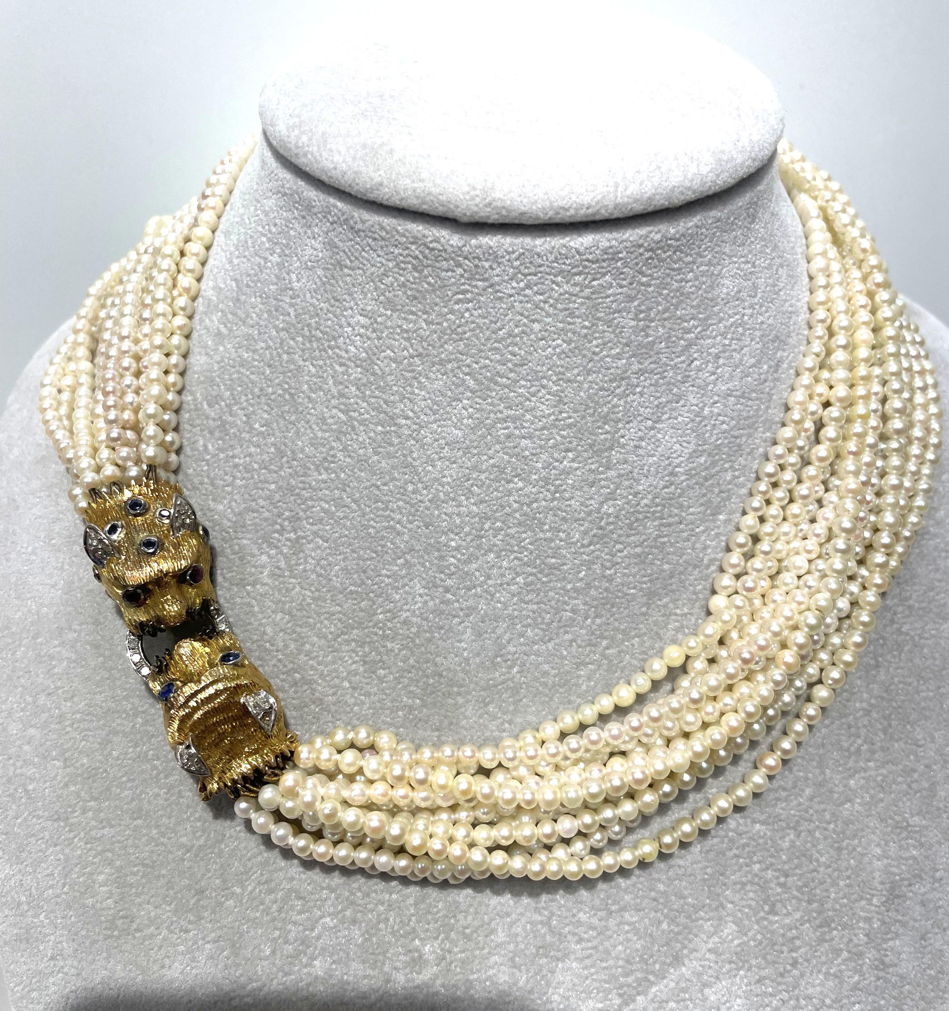 Multi Strand Seed Pearl w/ Panther Diamond Sapphire Ruby Clasp (Rundschliff) im Angebot