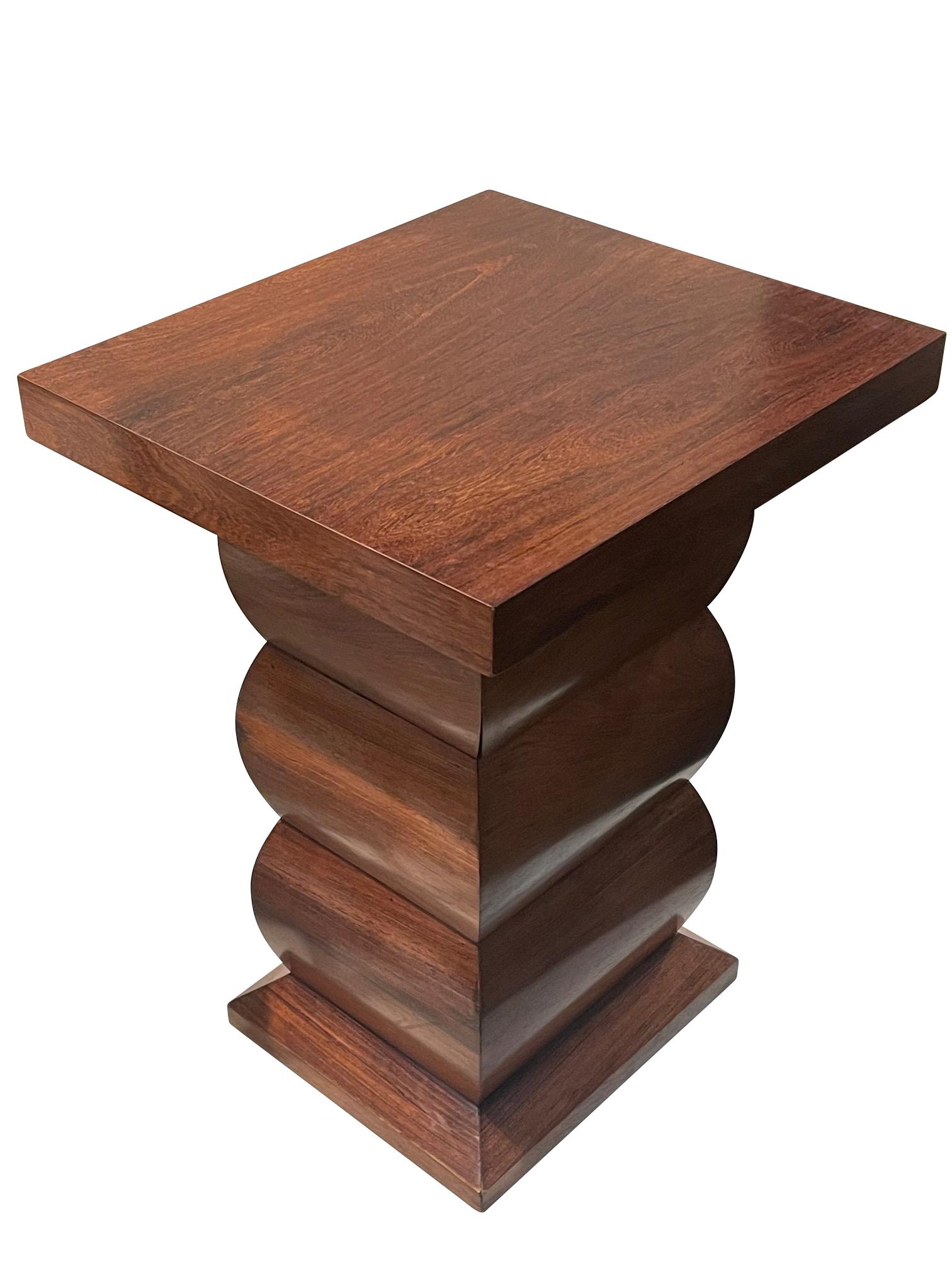 1930's French graded multi tiered side table.
Palissandre wood.
Newly refurbished.
