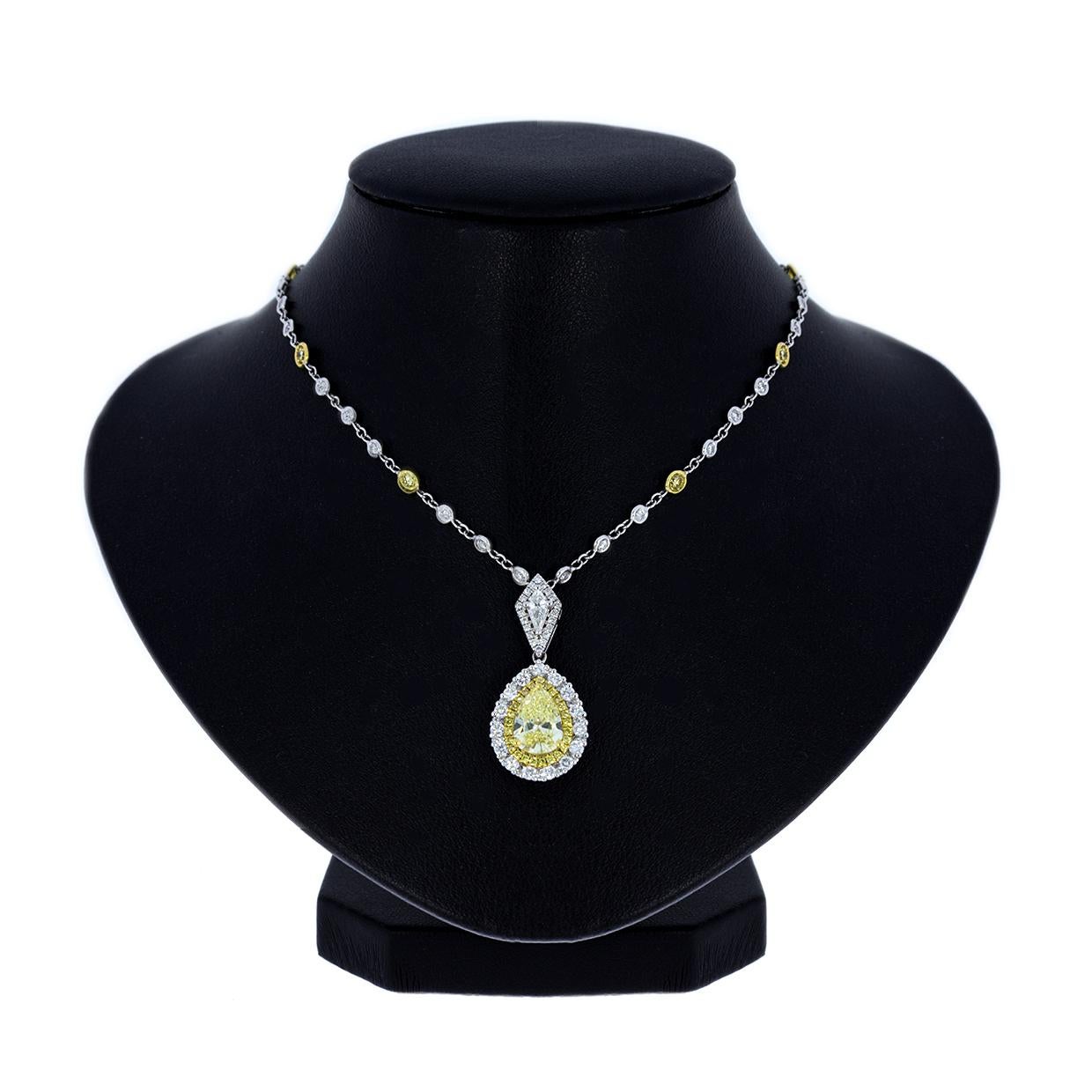 Multi-Tone Gold 2.61 Carat Pear Diamond GIA Certified Pendant Necklace In New Condition In Columbia, MO